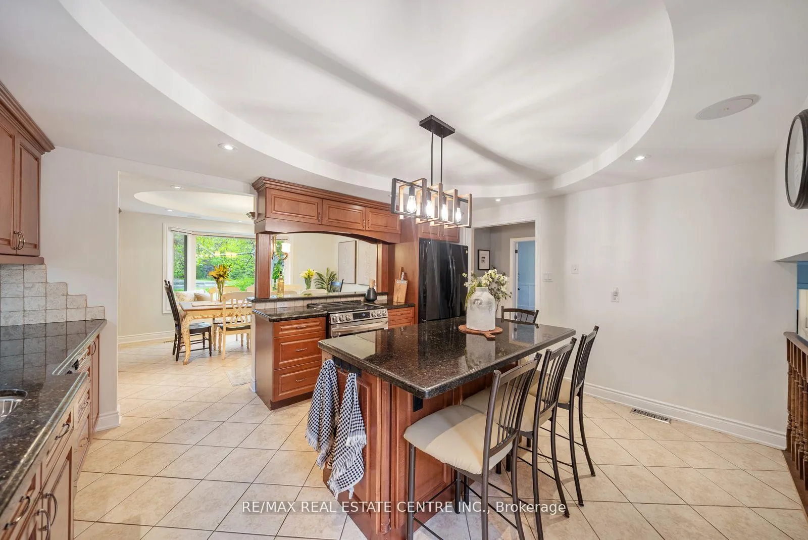 Photo 16 of 1684 Vaughan Drive, Caledon, Caledon Village — HOMEH
