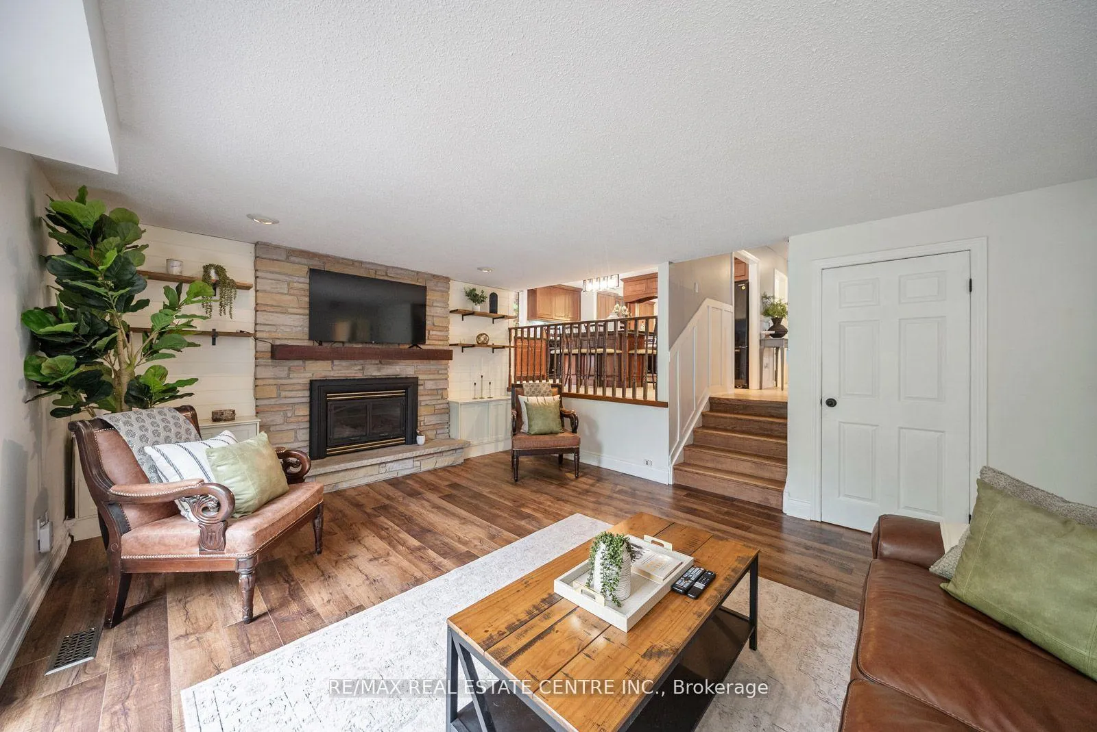 Photo 23 of 1684 Vaughan Drive, Caledon, Caledon Village — HOMEH