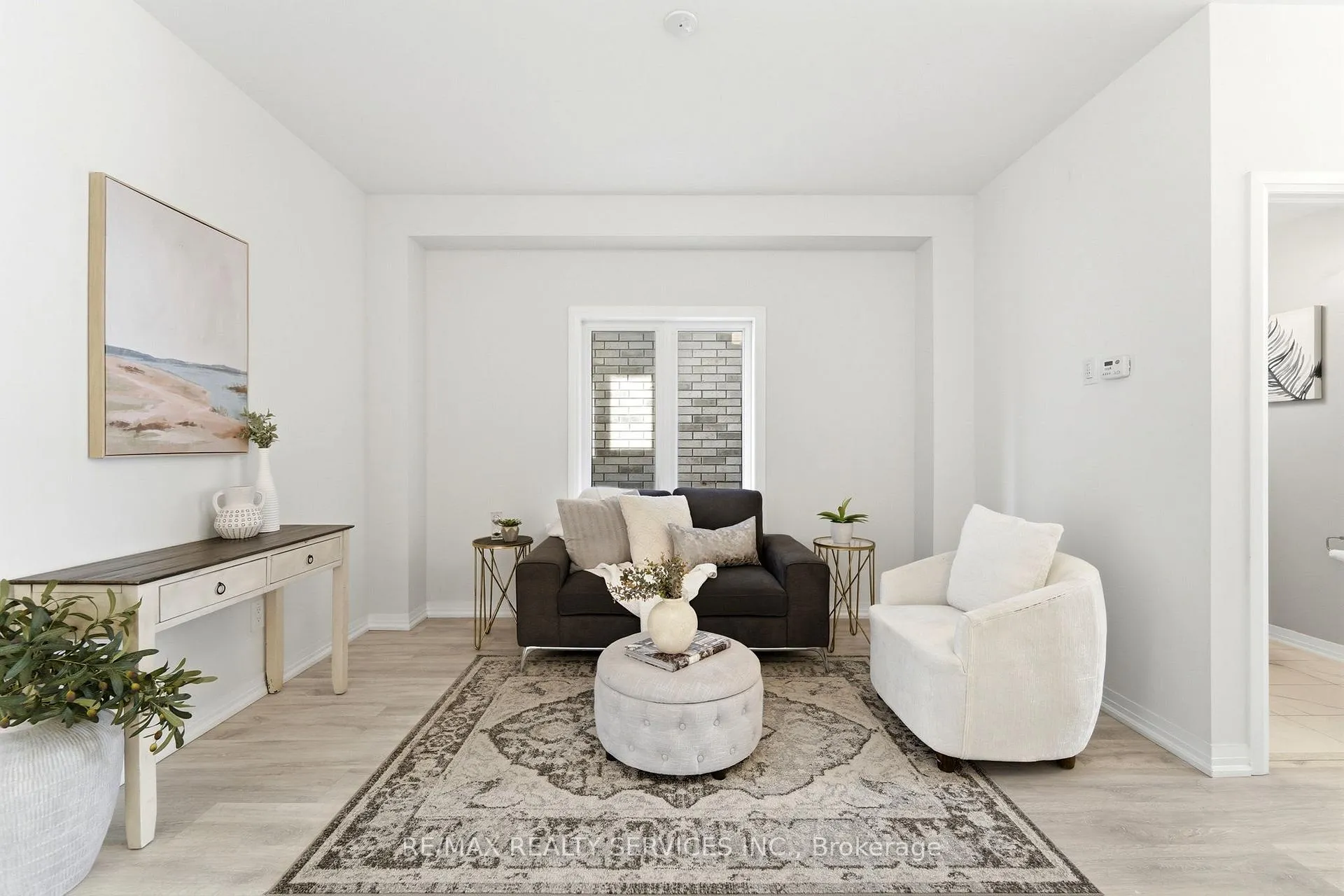 Photo 25 of 6 George Brier Drive W, Brant, Paris — HOMEH