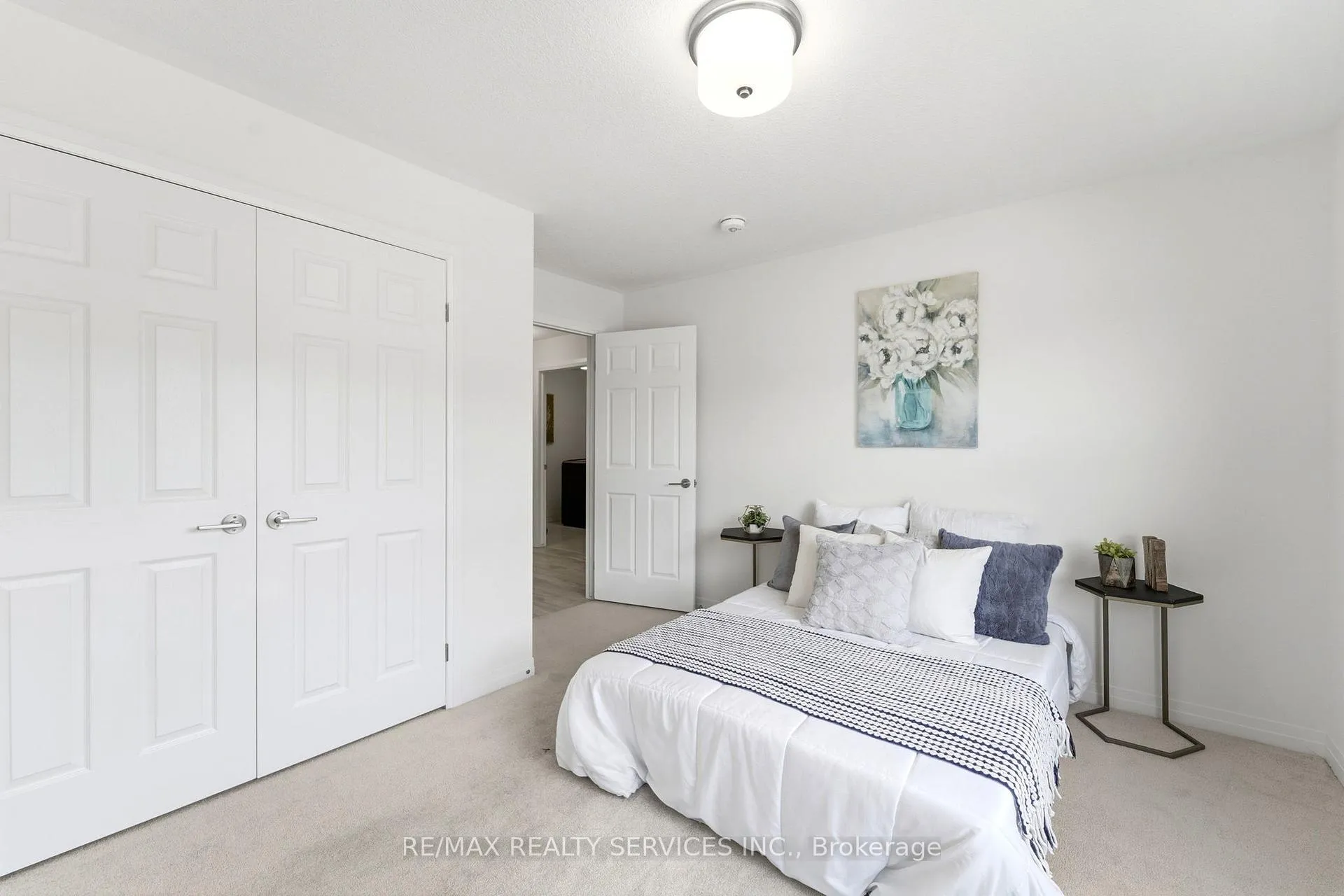 Photo 34 of 6 George Brier Drive W, Brant, Paris — HOMEH