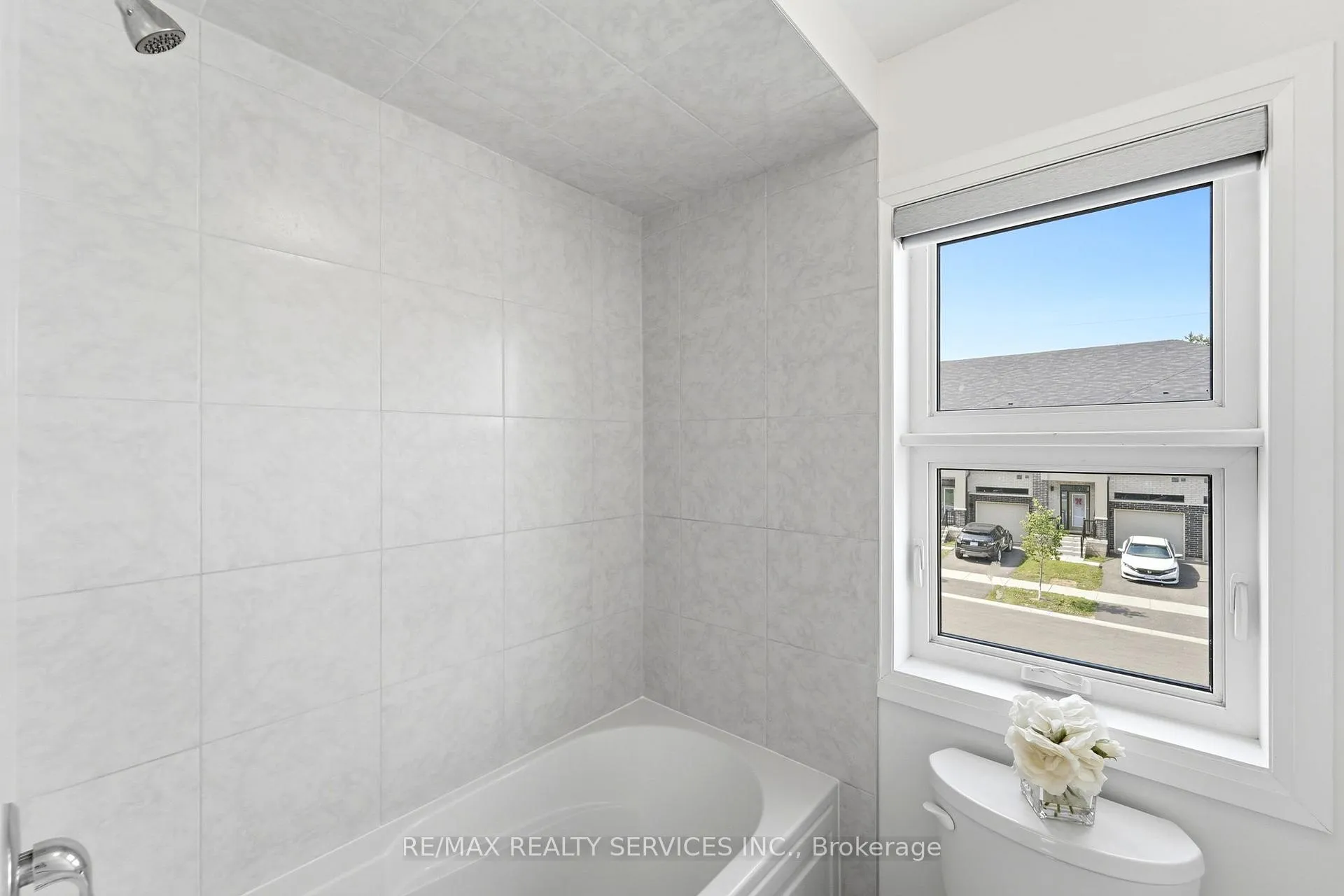 Photo 38 of 6 George Brier Drive W, Brant, Paris — HOMEH