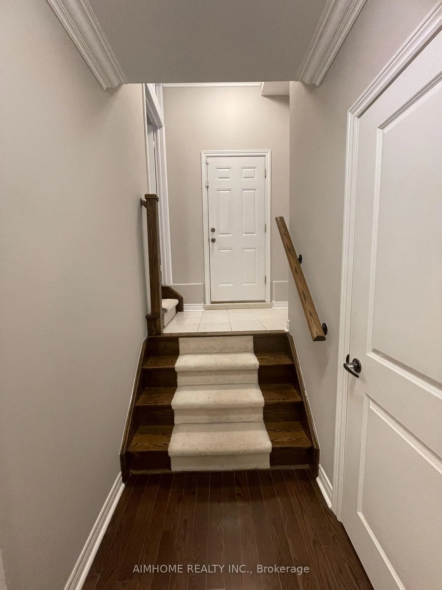 Photo 3 of Unit Bsmt, 90 Maverick Crescent, Vaughan, Patterson — HOMEH