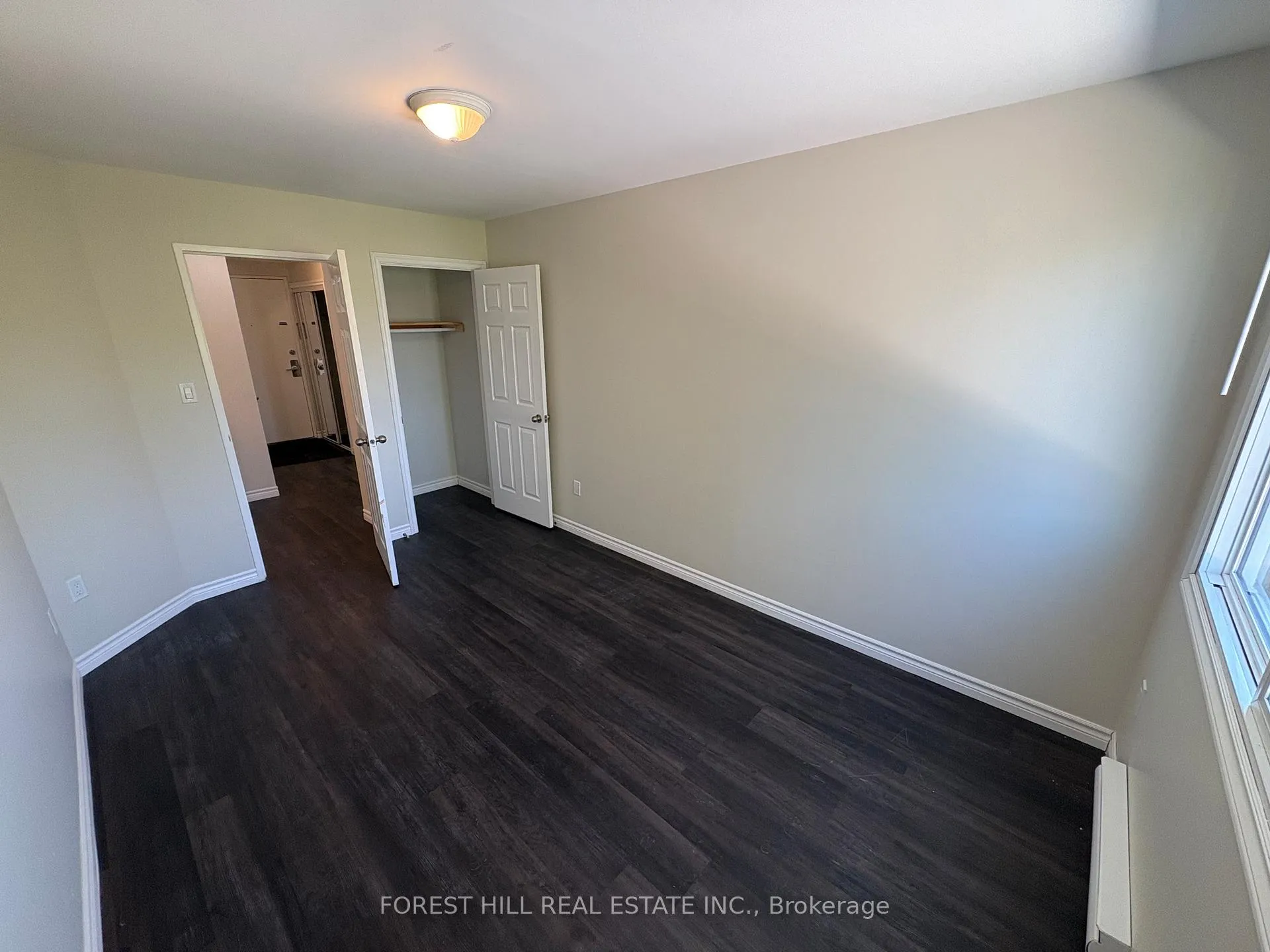 Photo 10 of Unit 8, 130 King Street E, Clarington, Bowmanville — HOMEH