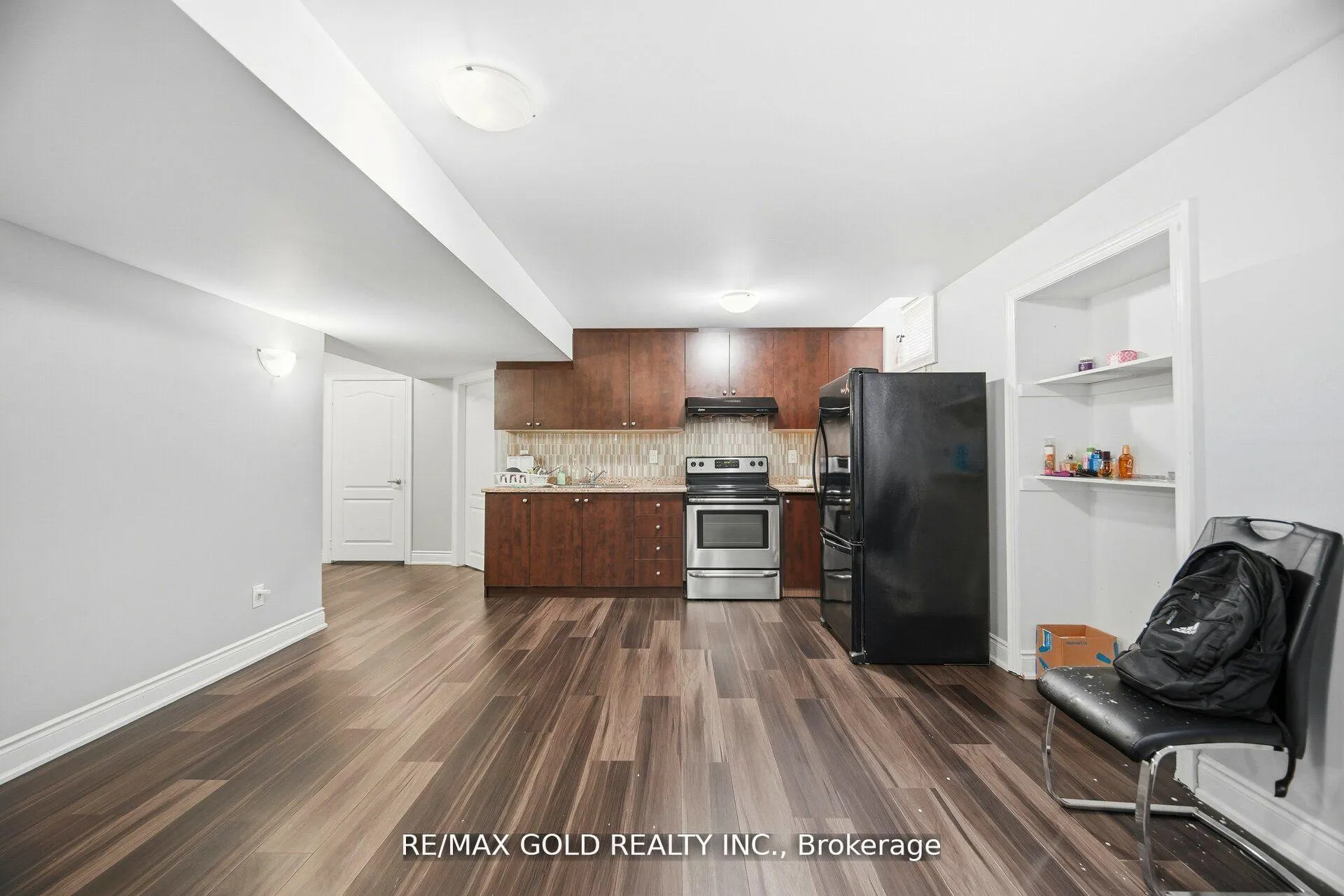 Photo 45 of 6 Hagerman Road, Brampton, Toronto Gore Rural Estate — HOMEH