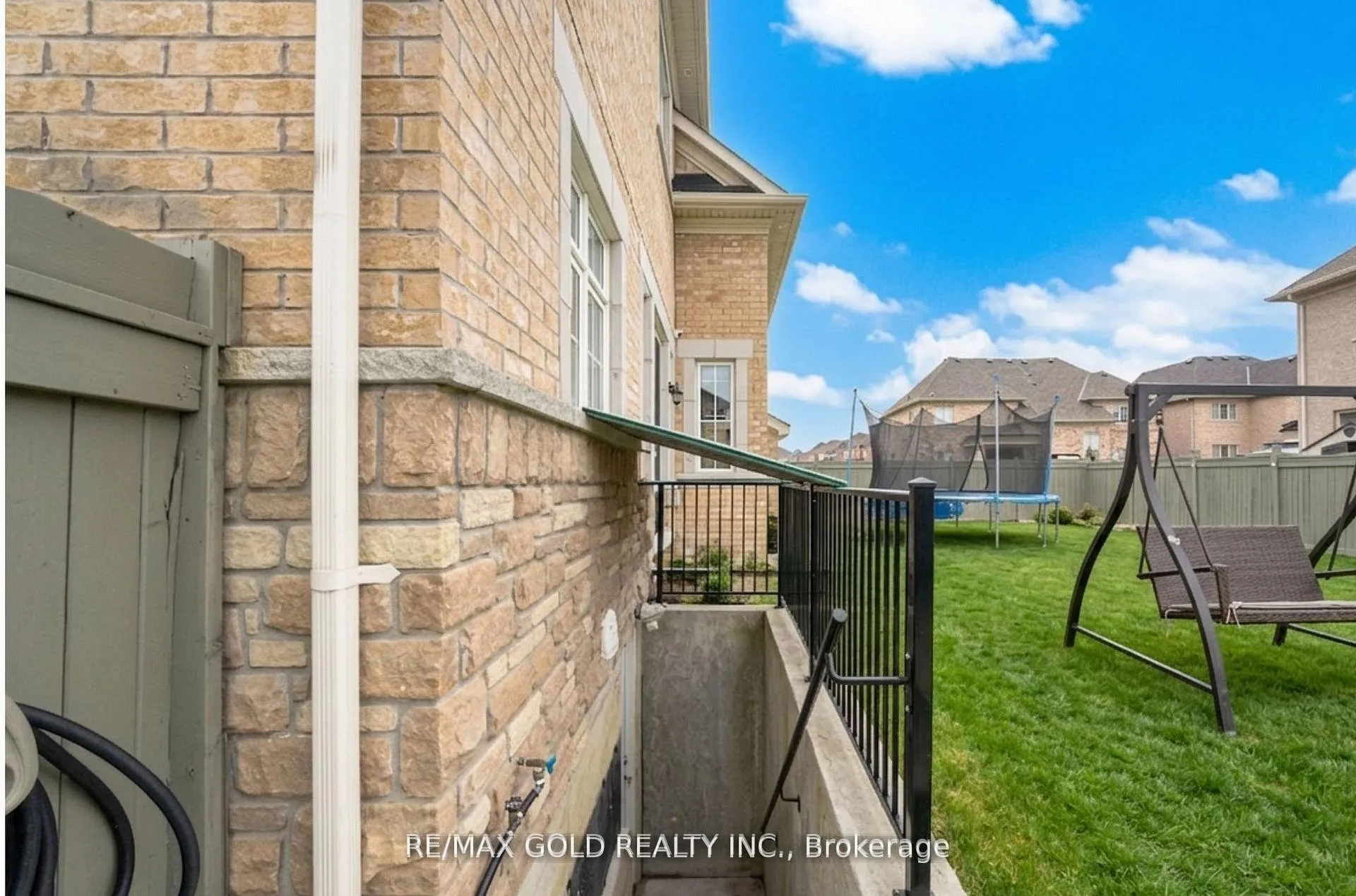 Photo 49 of 6 Hagerman Road, Brampton, Toronto Gore Rural Estate — HOMEH