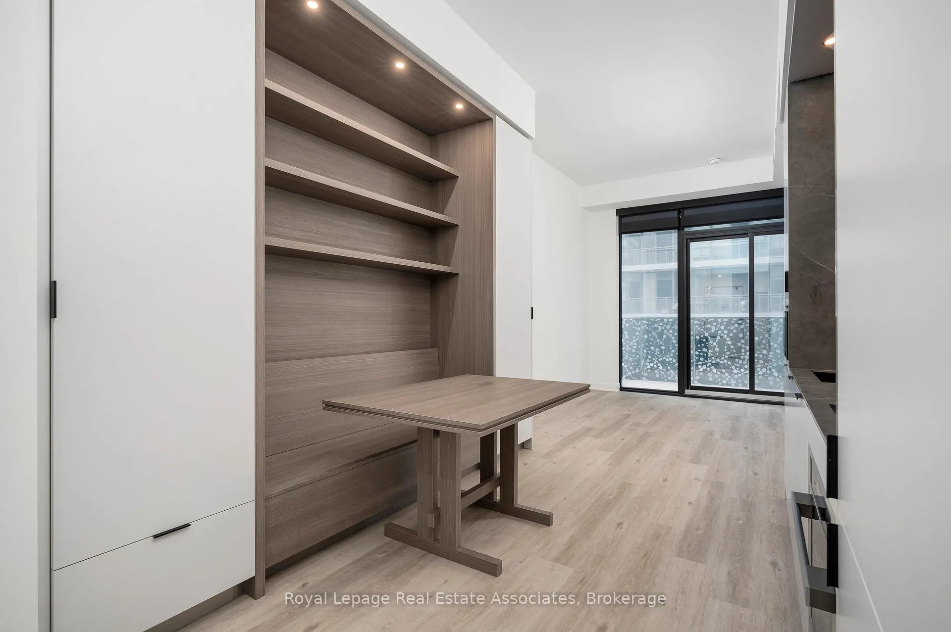 Photo 6 of Unit 3908, 55 Charles Street E, Toronto, Church-Yonge Corridor — HOMEH