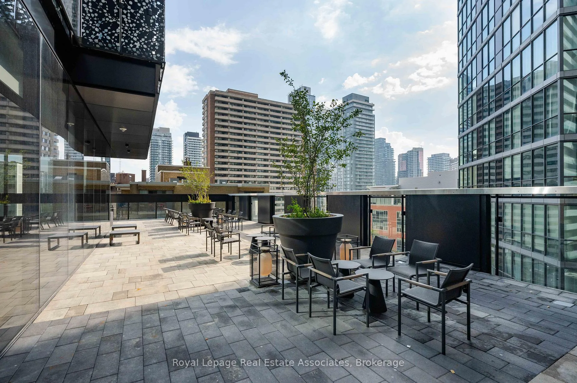 Photo 25 of Unit 3908, 55 Charles Street E, Toronto, Church-Yonge Corridor — HOMEH