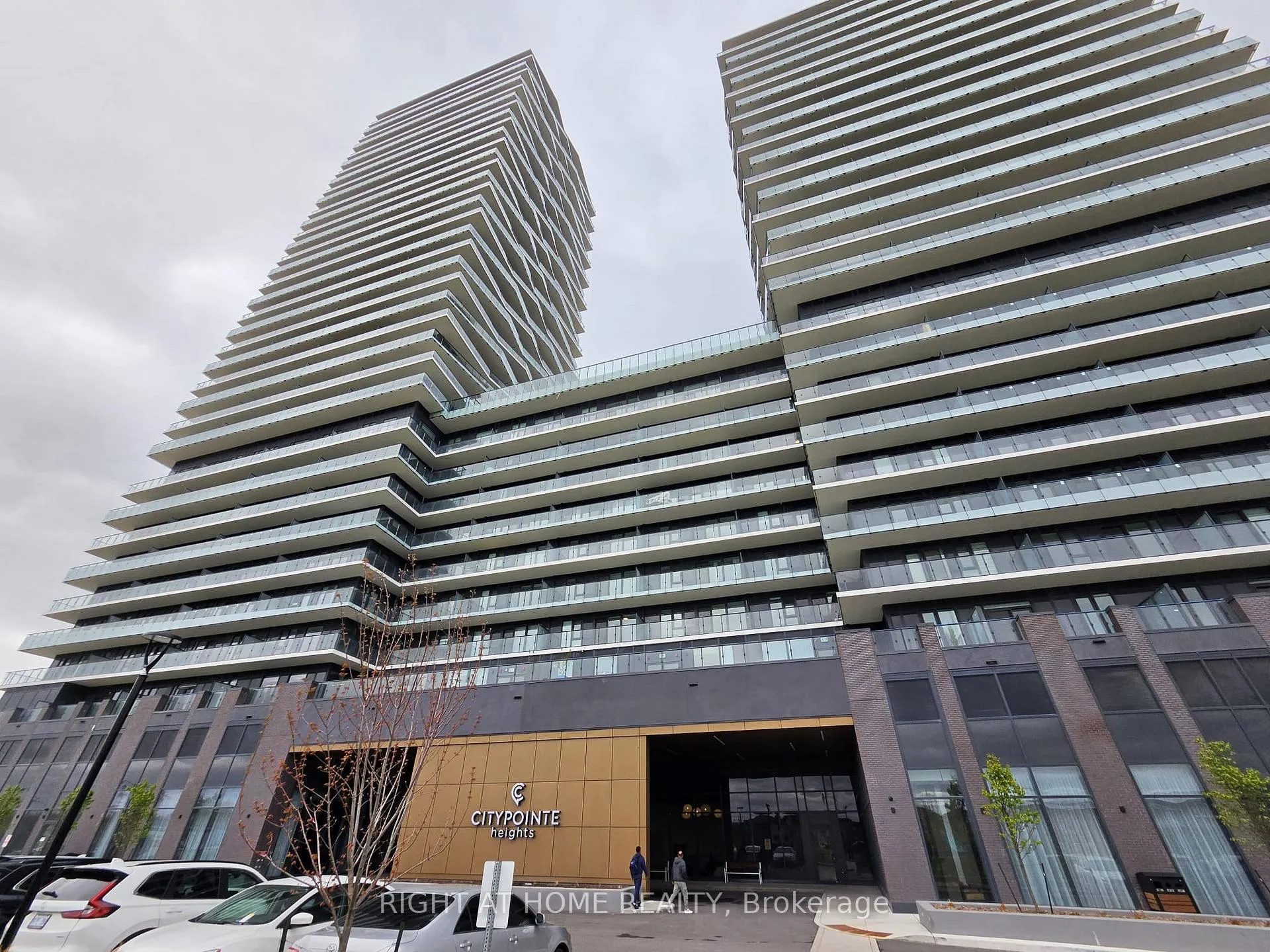 Photo 2 of Unit 3002, 15 Skyridge Drive, Brampton, Bram East — HOMEH
