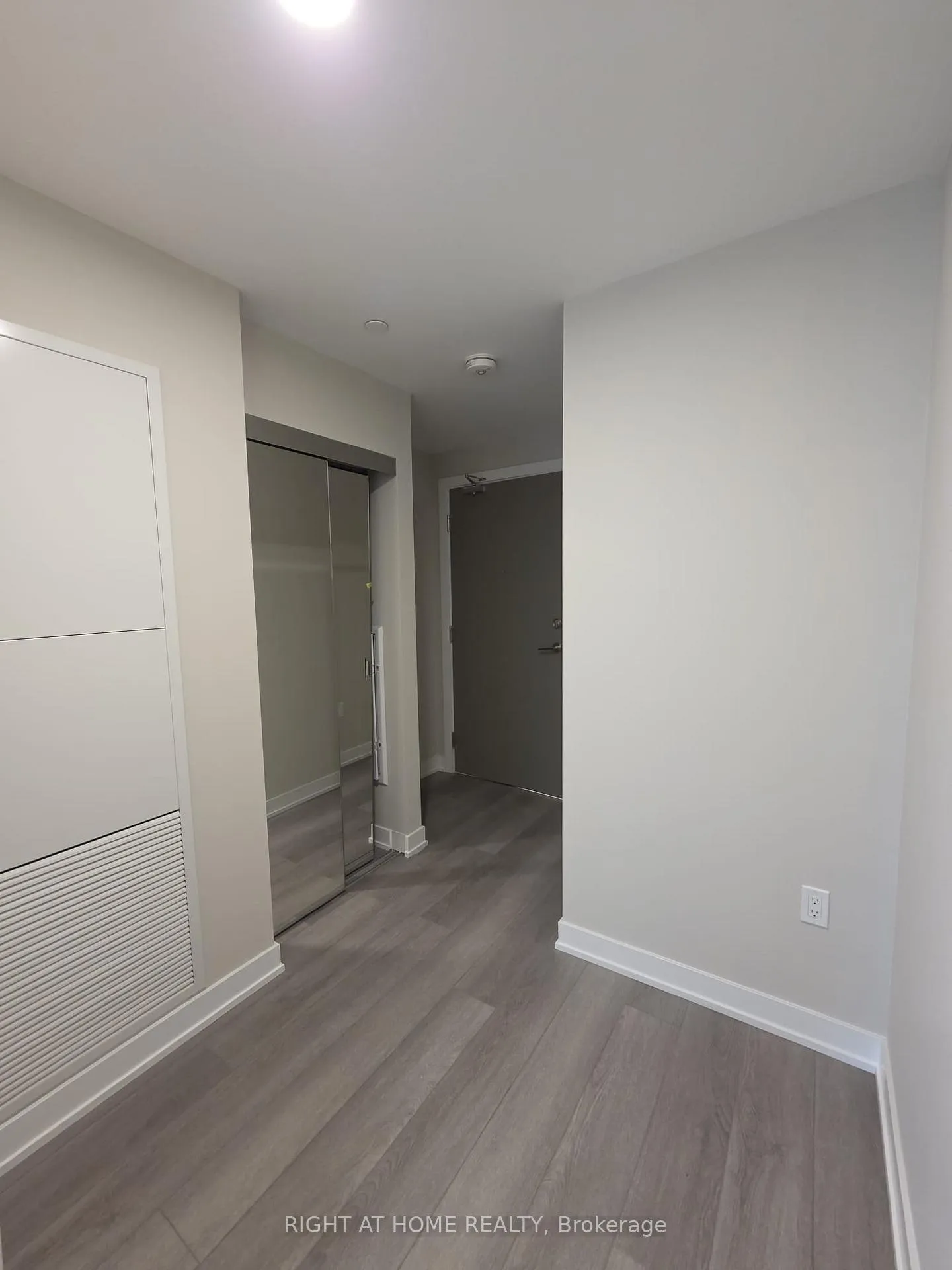 Photo 4 of Unit 3002, 15 Skyridge Drive, Brampton, Bram East — HOMEH