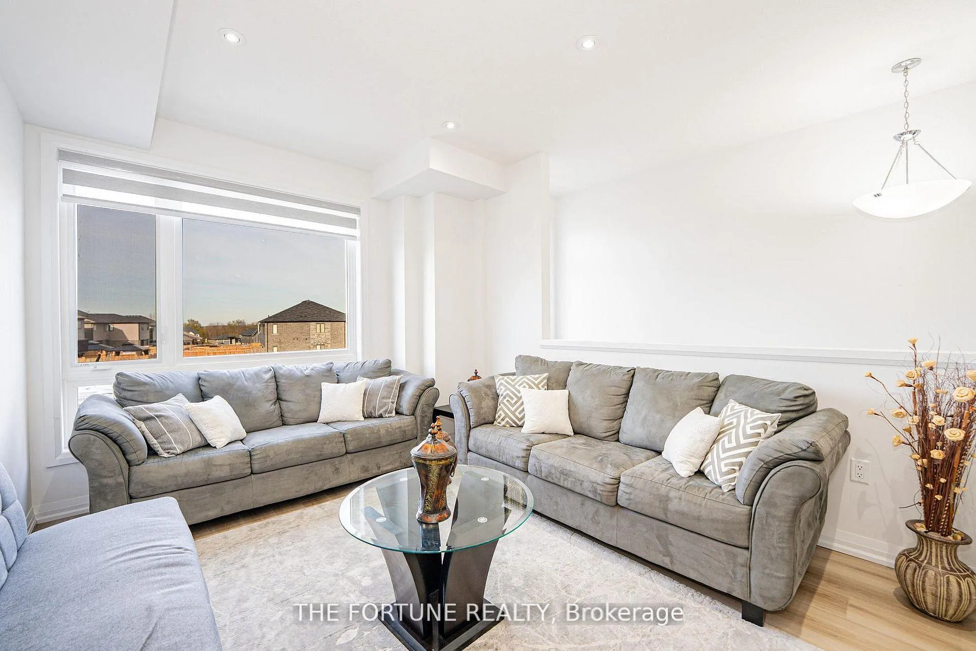 Photo 7 of Unit 70, 55 Tom Brown Drive, Brant, Paris — HOMEH