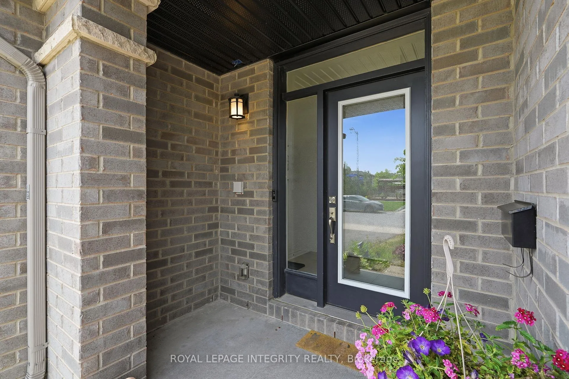 Photo 3 of 51 Bergschrund Walk, Ottawa, Mer Bleue/Bradley Estates/Anderson Park — HOMEH