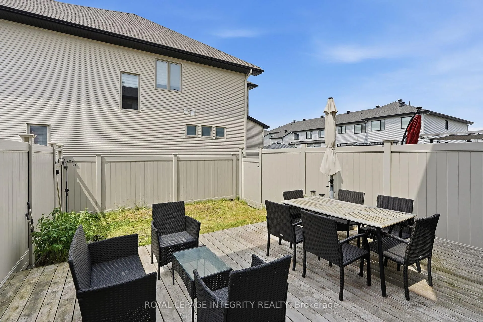 Photo 29 of 51 Bergschrund Walk, Ottawa, Mer Bleue/Bradley Estates/Anderson Park — HOMEH
