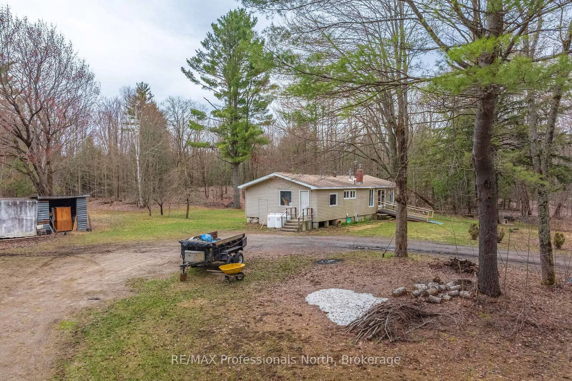 Photo 14 of 1056 Kirk Line W, Bracebridge, Macaulay — HOMEH