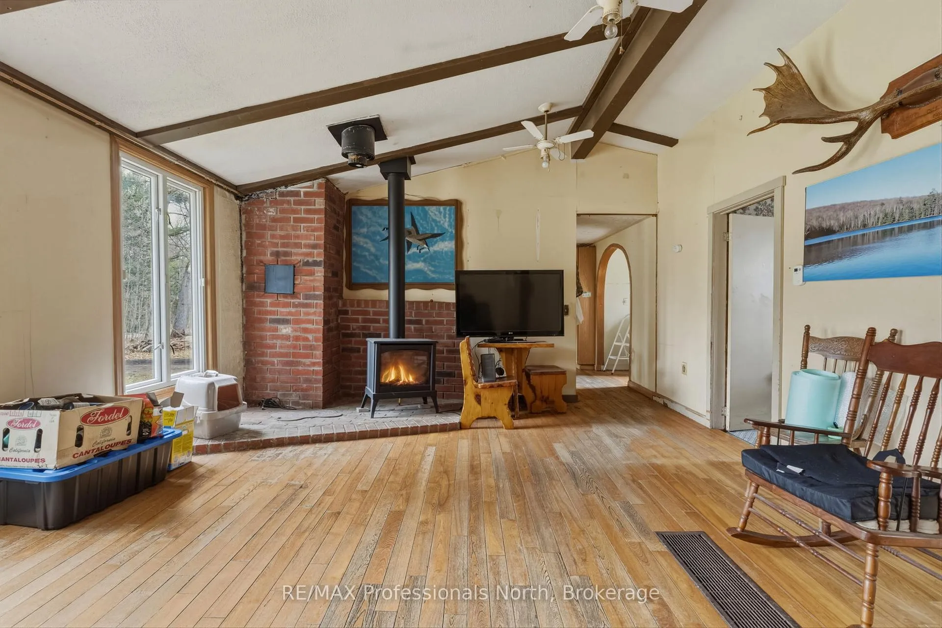 Photo 20 of 1056 Kirk Line W, Bracebridge, Macaulay — HOMEH