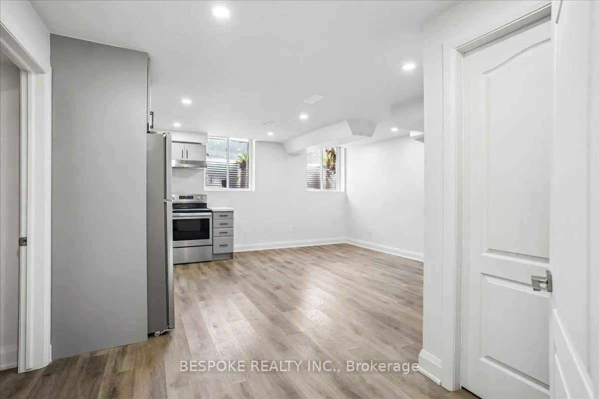 Photo 10 of Unit Bsmt, 163 Crombie Street, Clarington, Bowmanville — HOMEH