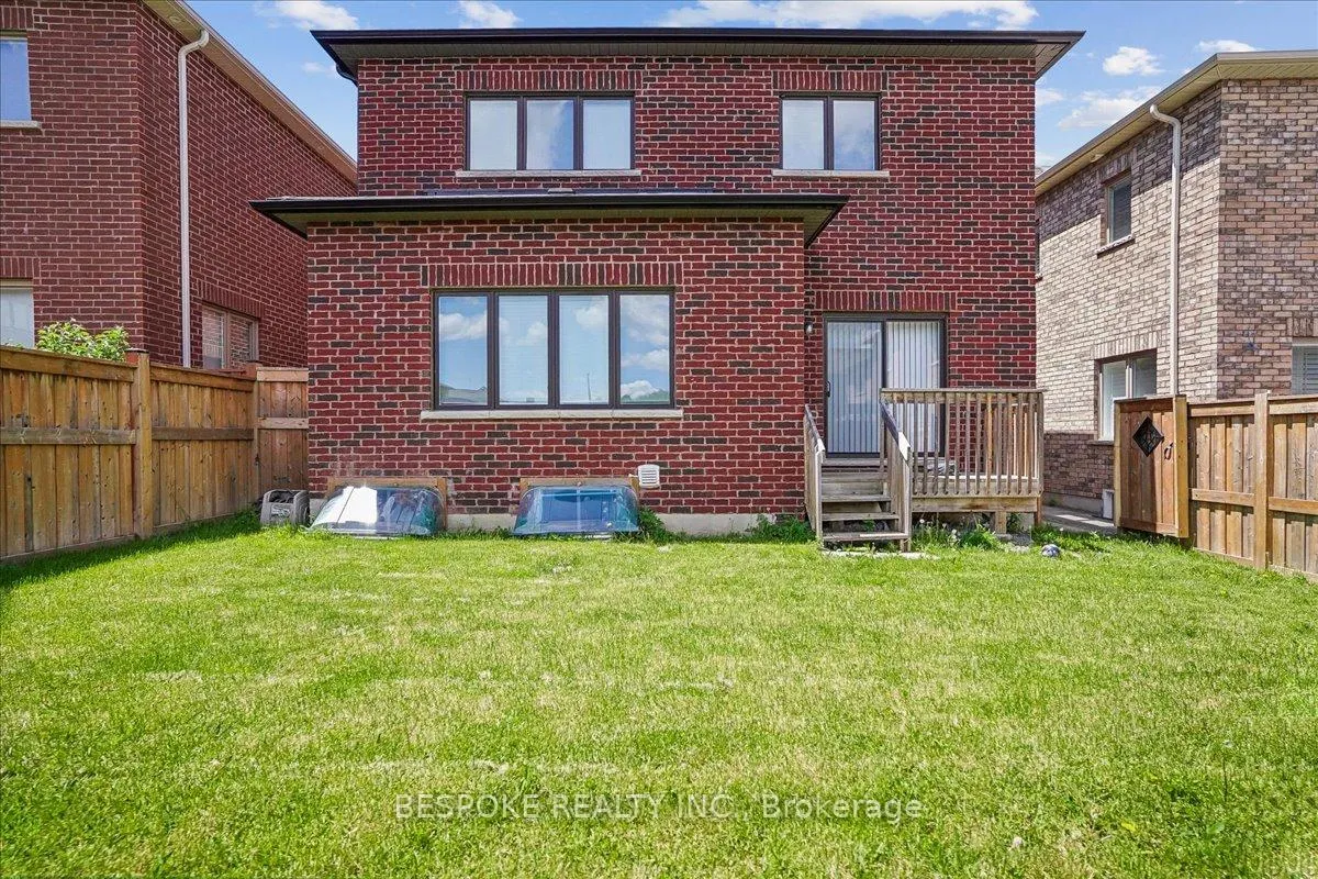 Photo 36 of Unit Bsmt, 163 Crombie Street, Clarington, Bowmanville — HOMEH