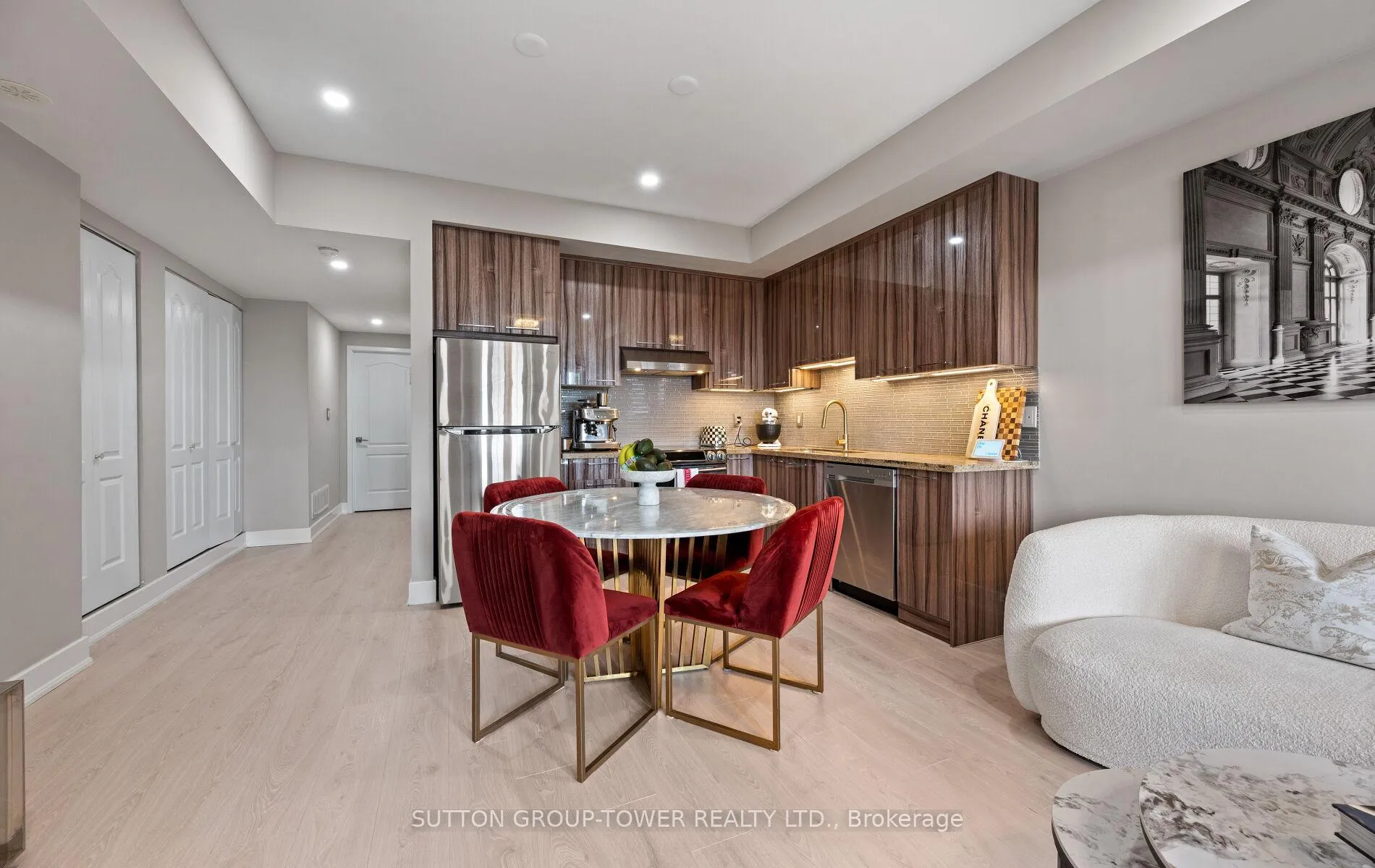Photo 1 of Unit C26, 26 Bruce Street, Vaughan, East Woodbridge — HOMEH