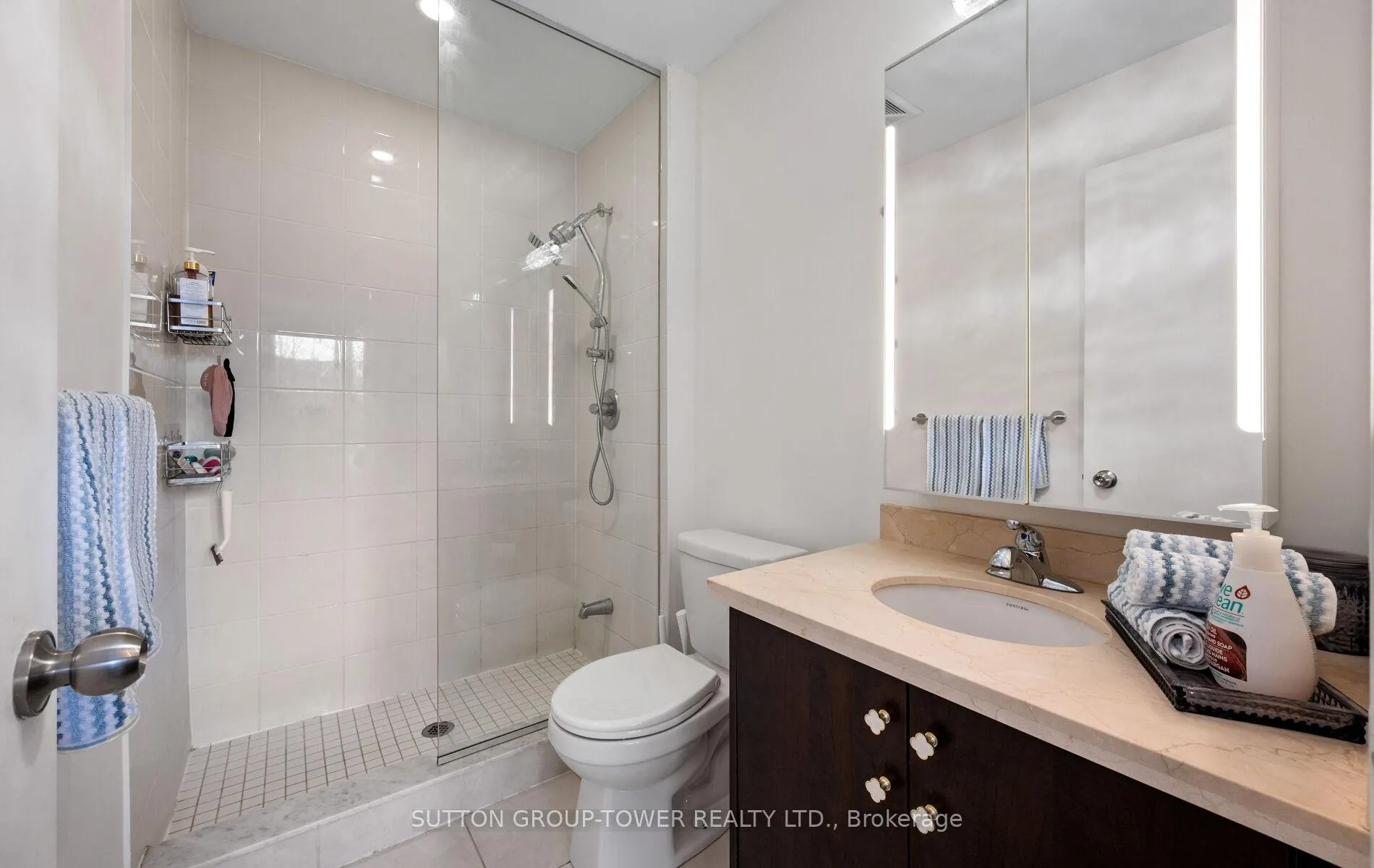 Photo 15 of Unit C26, 26 Bruce Street, Vaughan, East Woodbridge — HOMEH