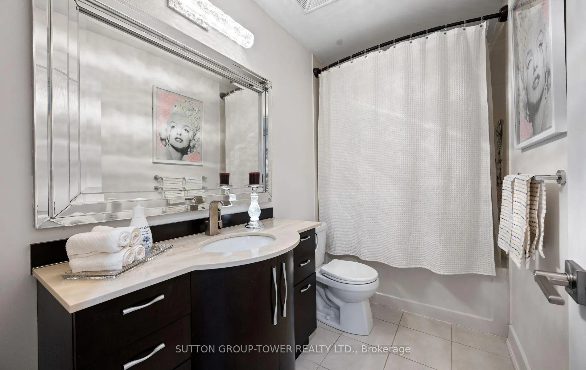 Photo 18 of Unit C26, 26 Bruce Street, Vaughan, East Woodbridge — HOMEH