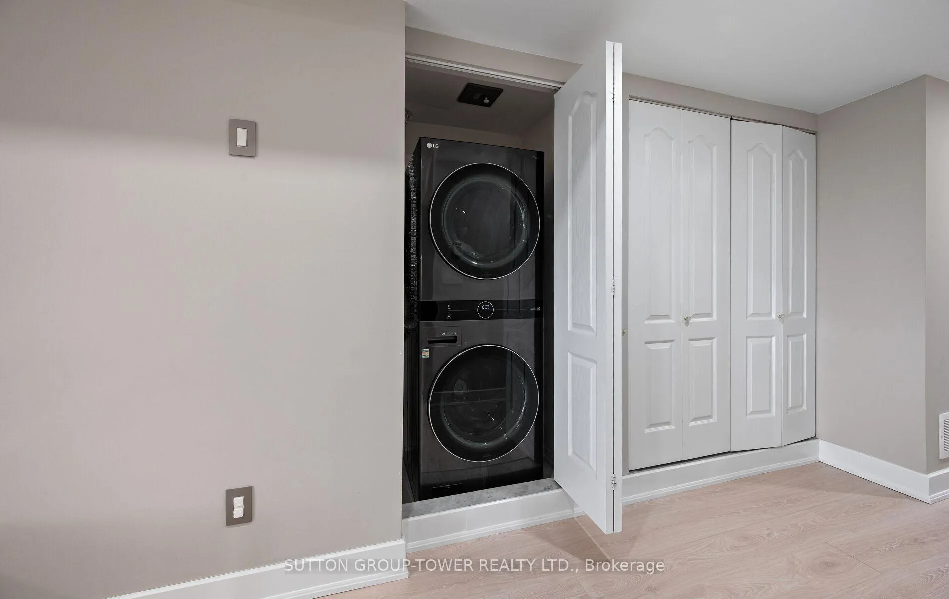 Photo 19 of Unit C26, 26 Bruce Street, Vaughan, East Woodbridge — HOMEH