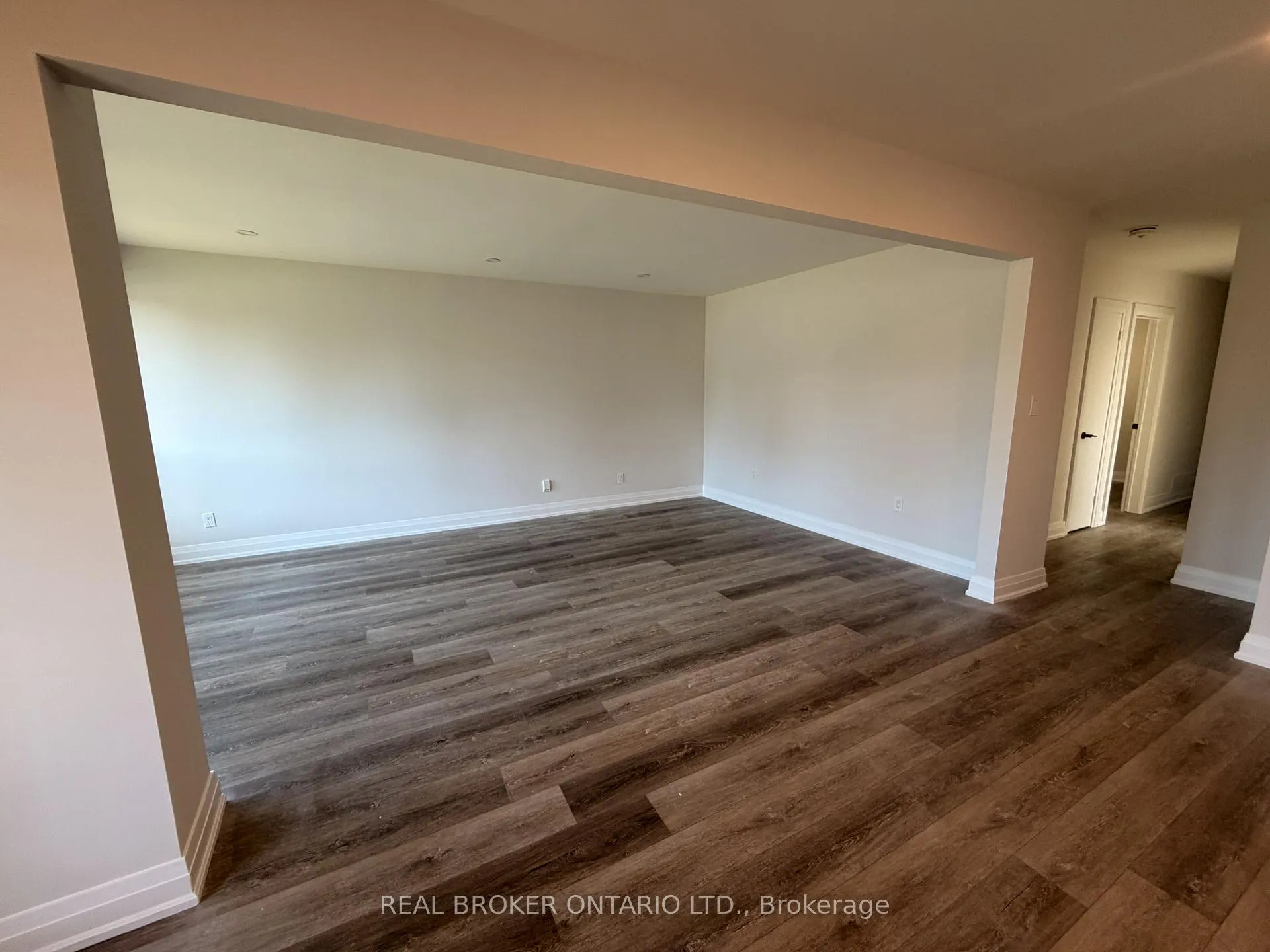Photo 4 of Unit Main, 653 Athol Street E, Oshawa, Donevan — HOMEH