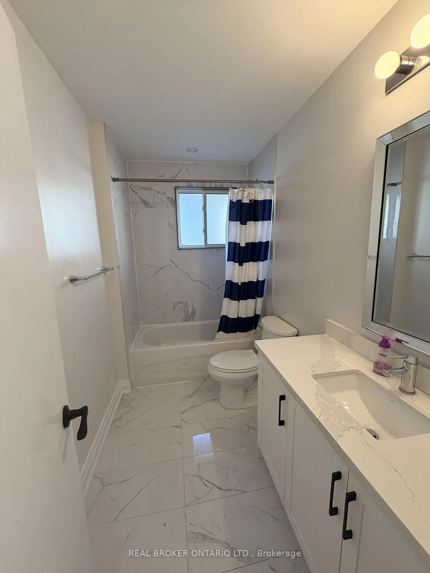 Photo 10 of Unit Main, 653 Athol Street E, Oshawa, Donevan — HOMEH