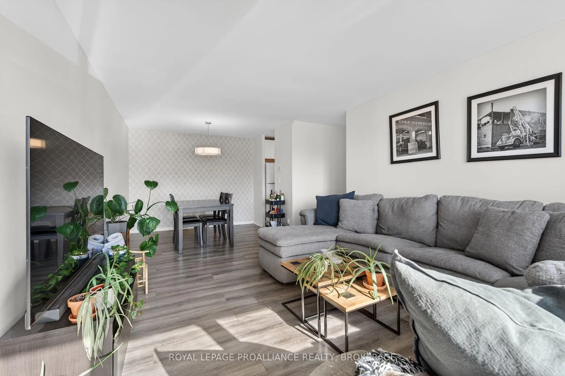 Photo 6 of Unit 206, 17 Eldon Hall Place, Kingston, Central City West — HOMEH