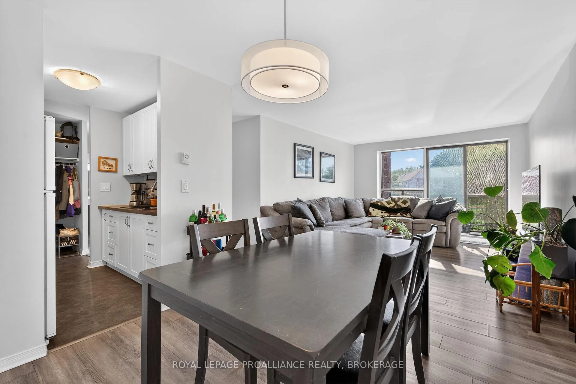 Photo 9 of Unit 206, 17 Eldon Hall Place, Kingston, Central City West — HOMEH