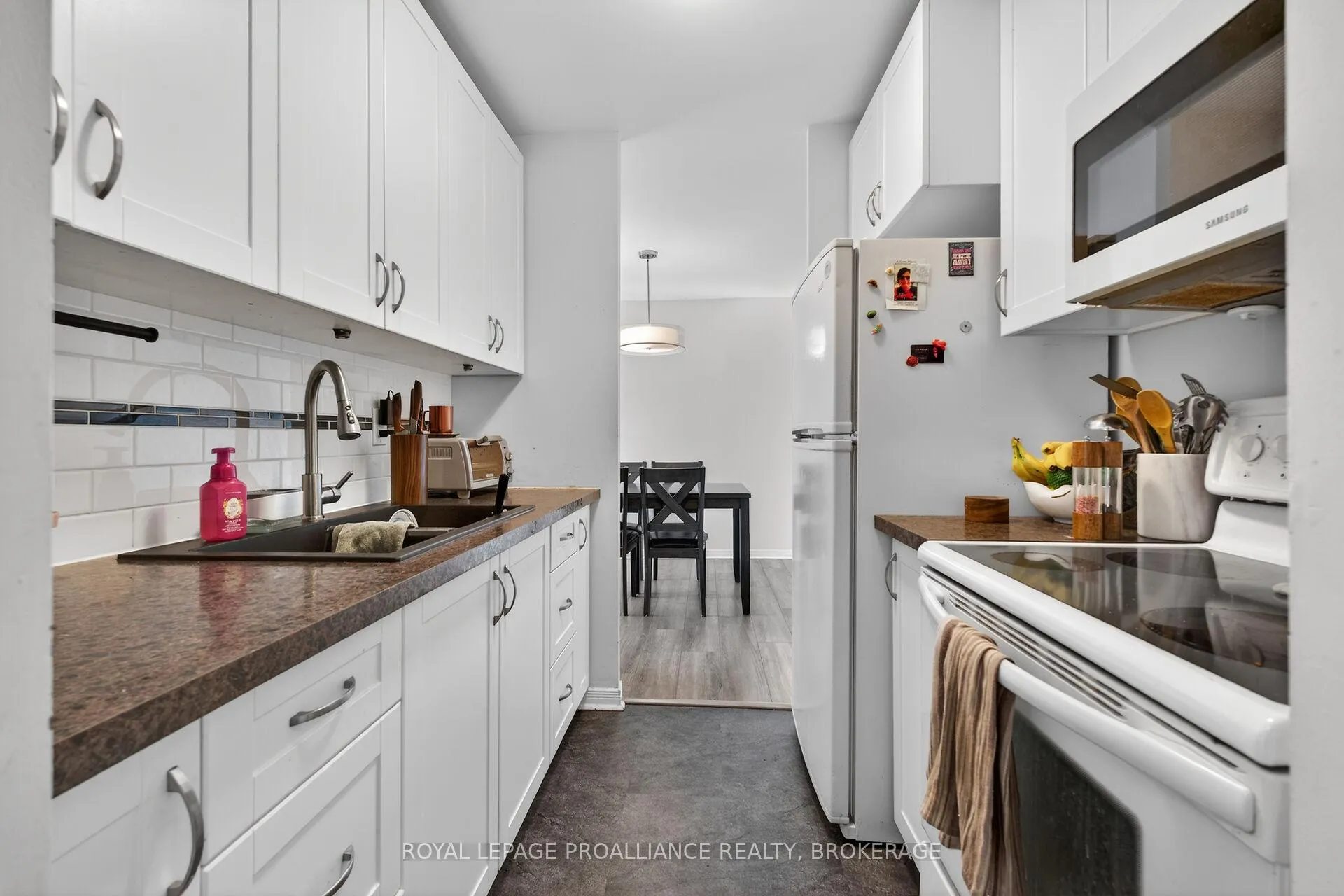 Photo 11 of Unit 206, 17 Eldon Hall Place, Kingston, Central City West — HOMEH