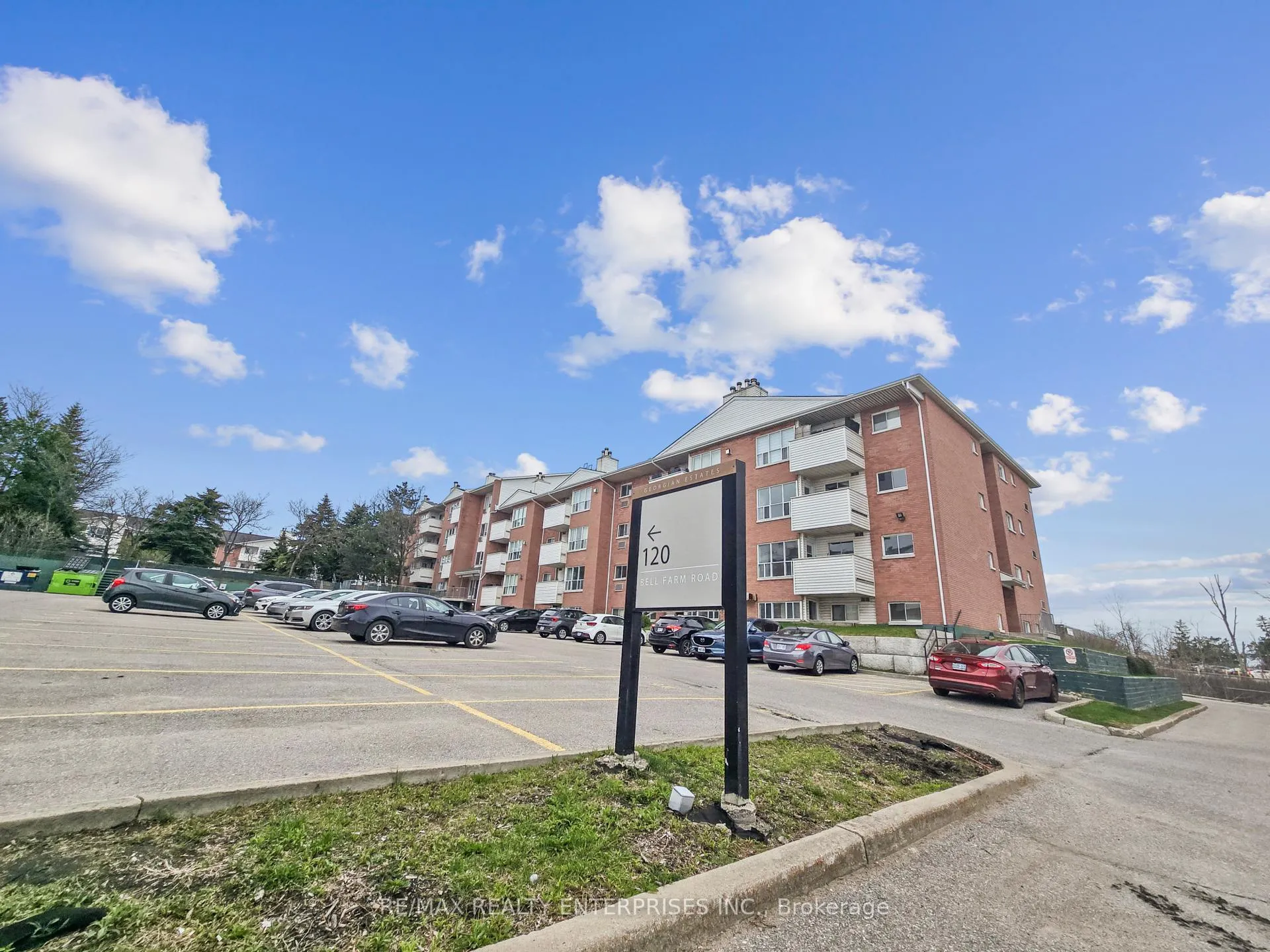 Photo 2 of Unit 204, 120 Bell Farm Road N, Barrie, Alliance — HOMEH