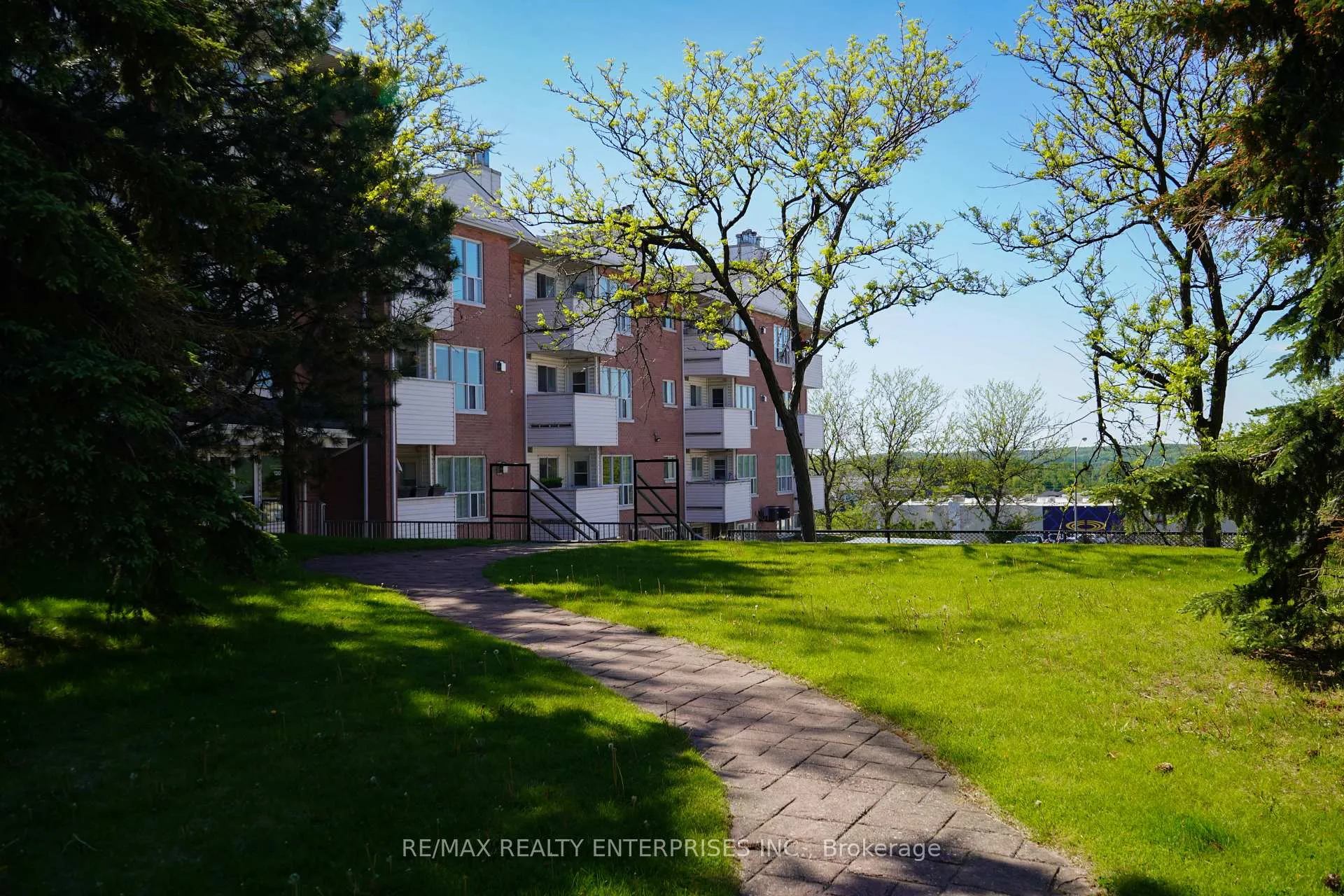 Photo 26 of Unit 204, 120 Bell Farm Road N, Barrie, Alliance — HOMEH