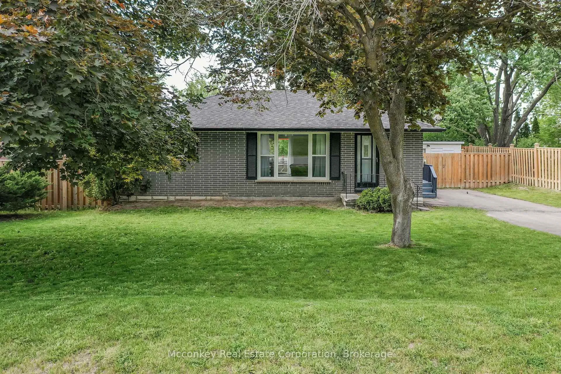 Photo 2 of 308 Collison Avenue, Peterborough, Ashburnham Ward 4 — HOMEH
