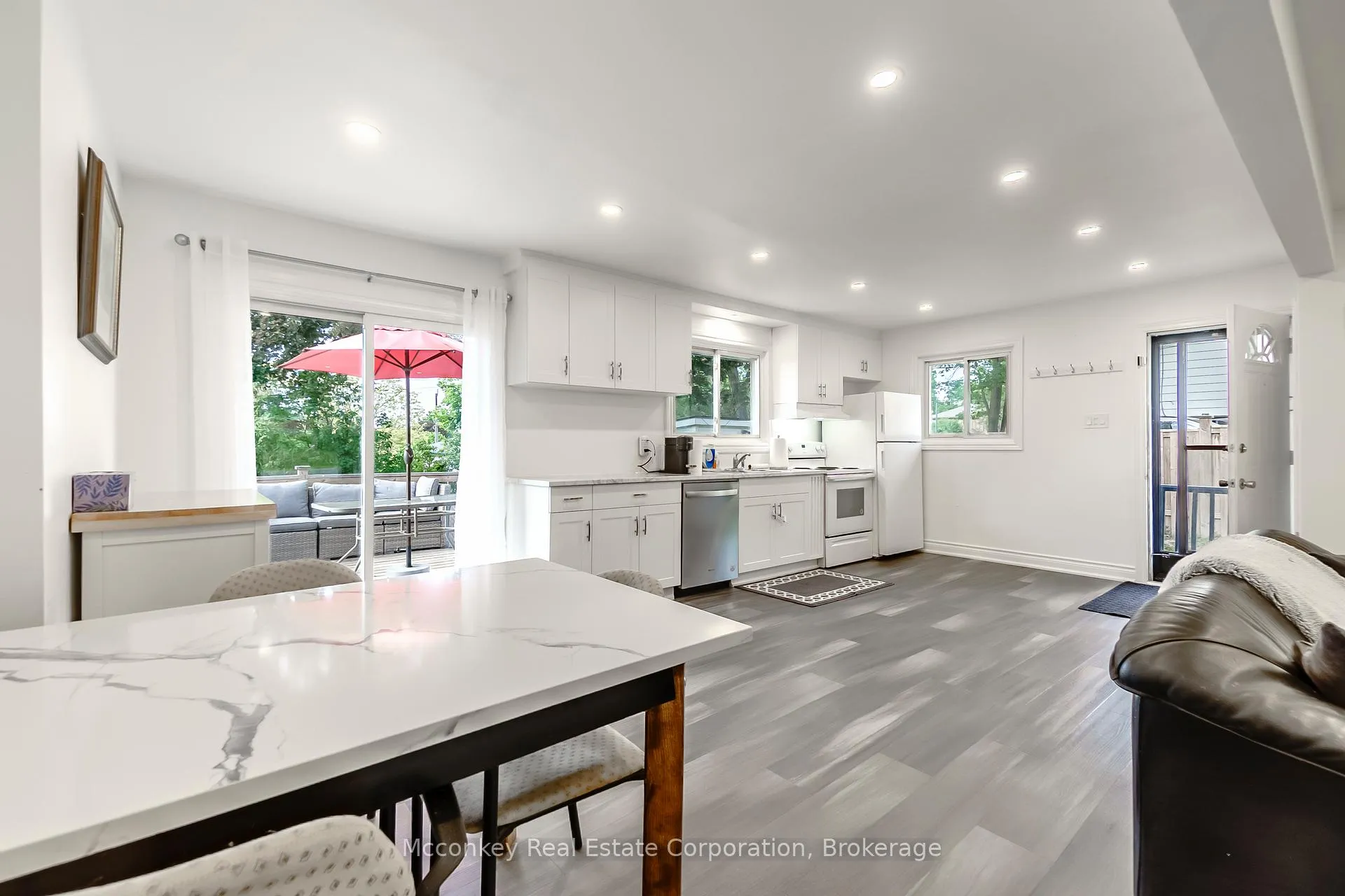 Photo 13 of 308 Collison Avenue, Peterborough, Ashburnham Ward 4 — HOMEH
