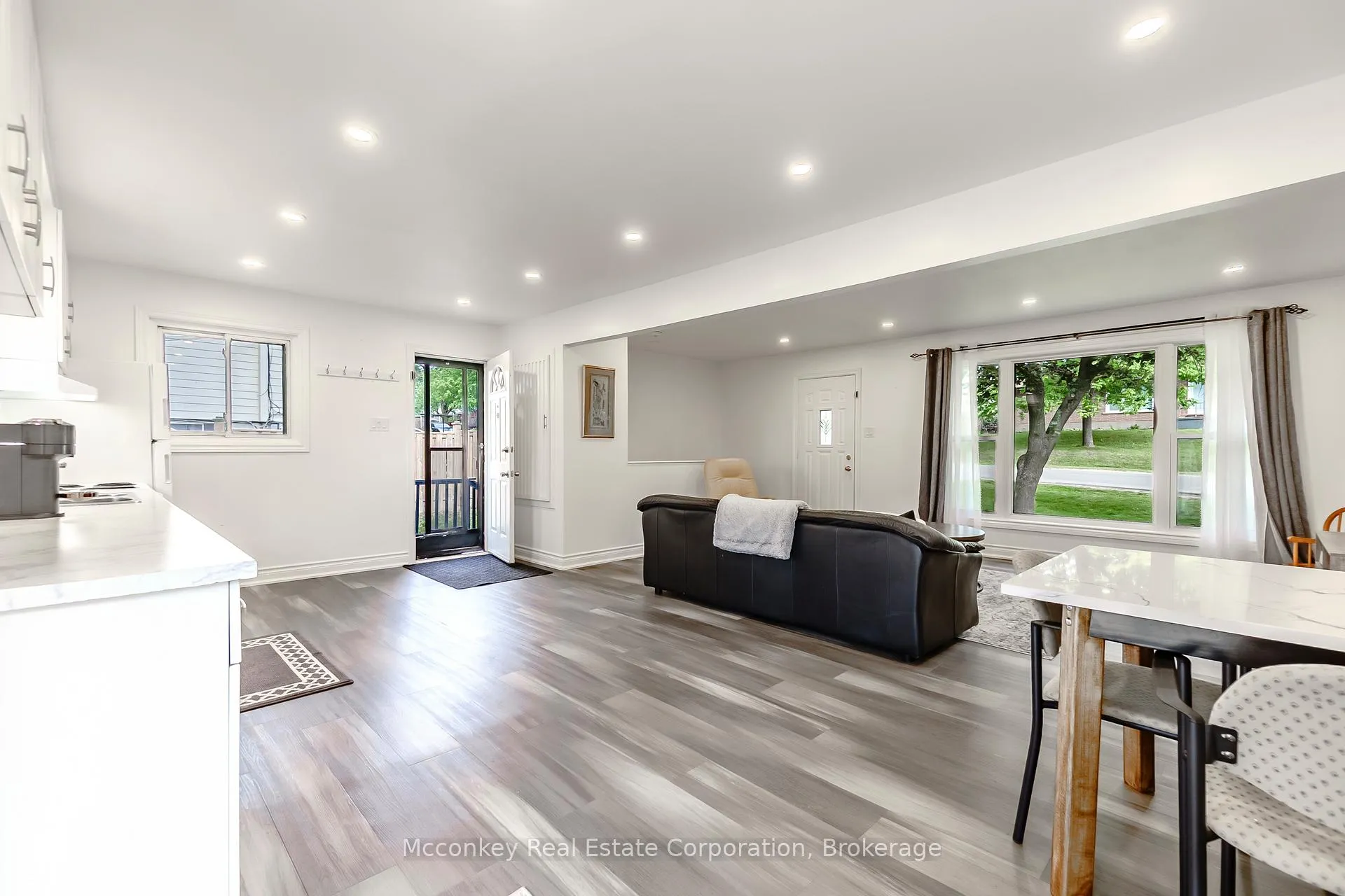 Photo 14 of 308 Collison Avenue, Peterborough, Ashburnham Ward 4 — HOMEH