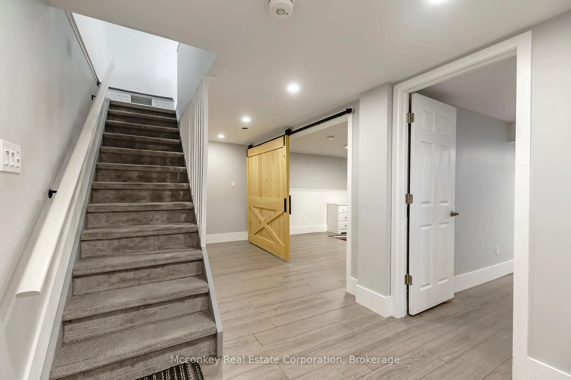 Photo 36 of 308 Collison Avenue, Peterborough, Ashburnham Ward 4 — HOMEH