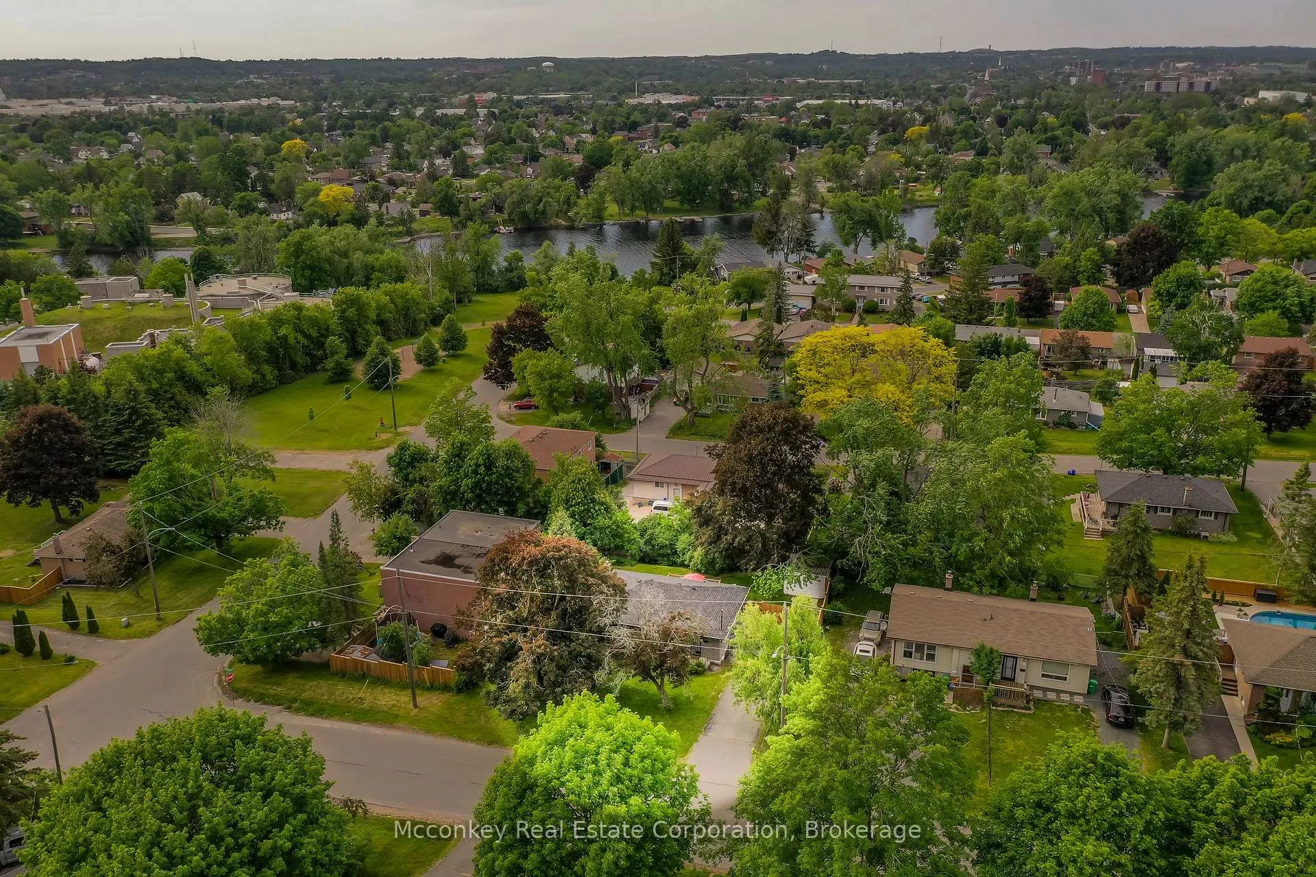 Photo 47 of 308 Collison Avenue, Peterborough, Ashburnham Ward 4 — HOMEH