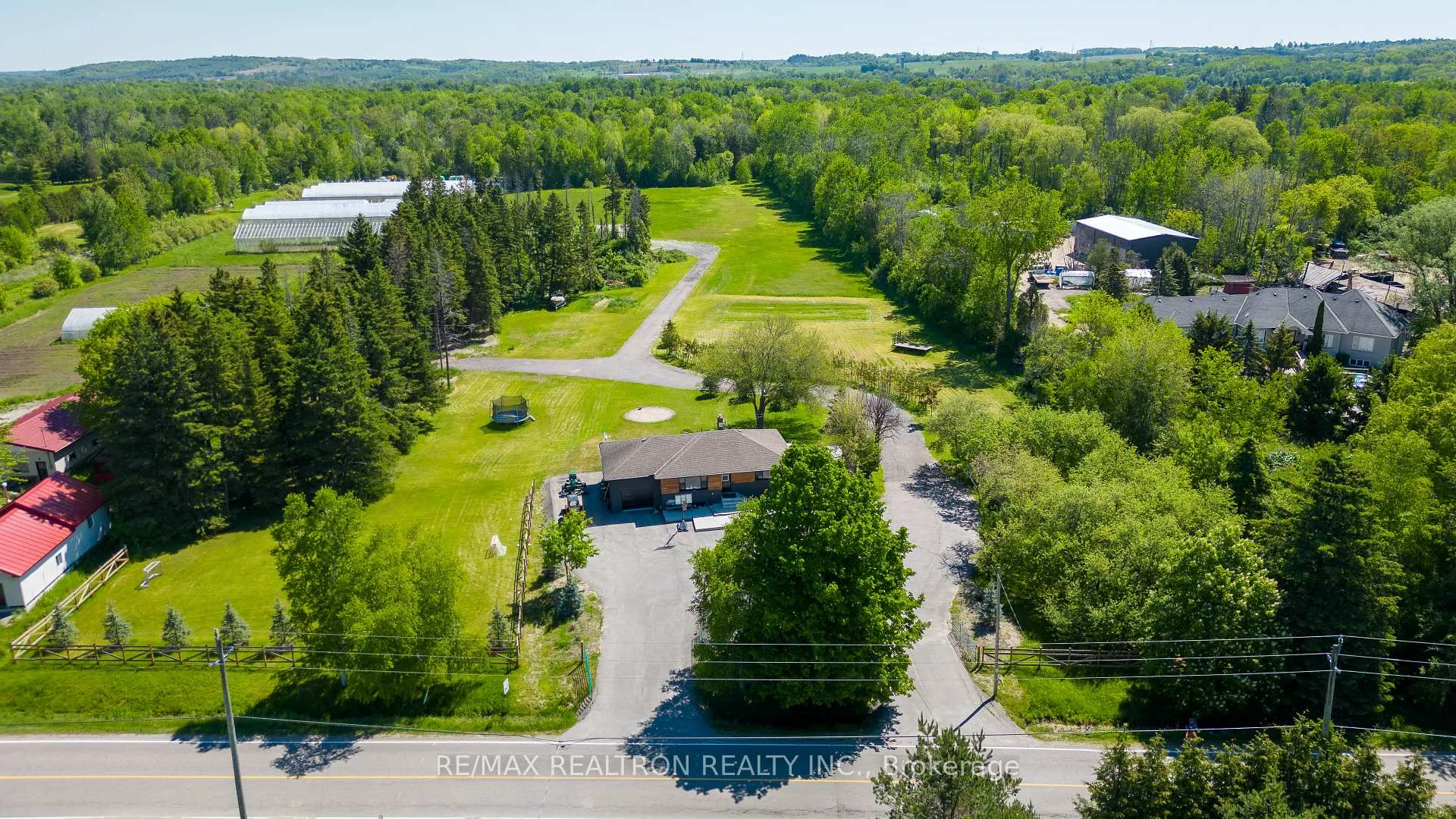 Photo 14 of 18367 Keele Street, King, Rural King — HOMEH