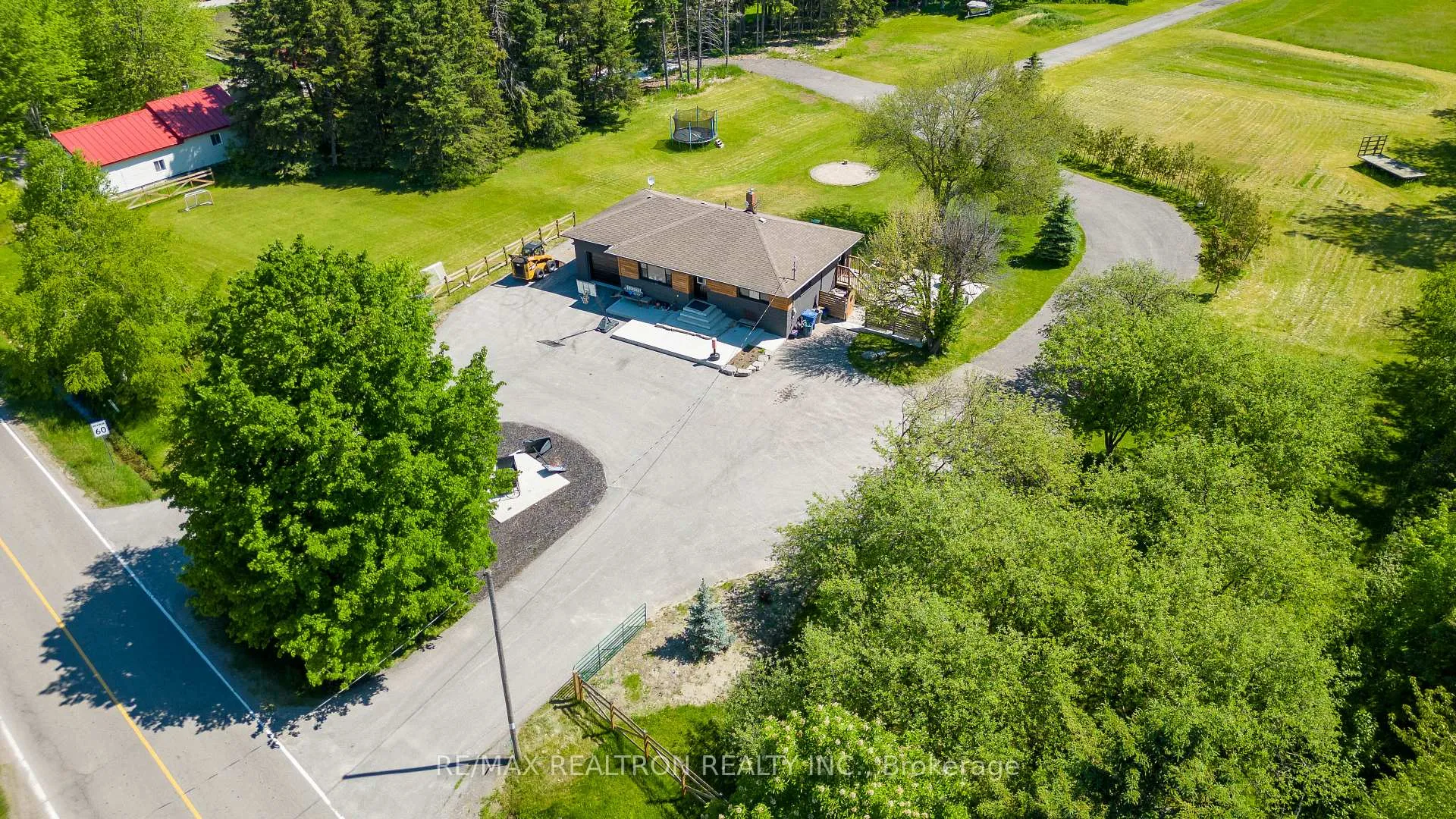 Photo 1 of 18367 Keele Street, King, Rural King — HOMEH