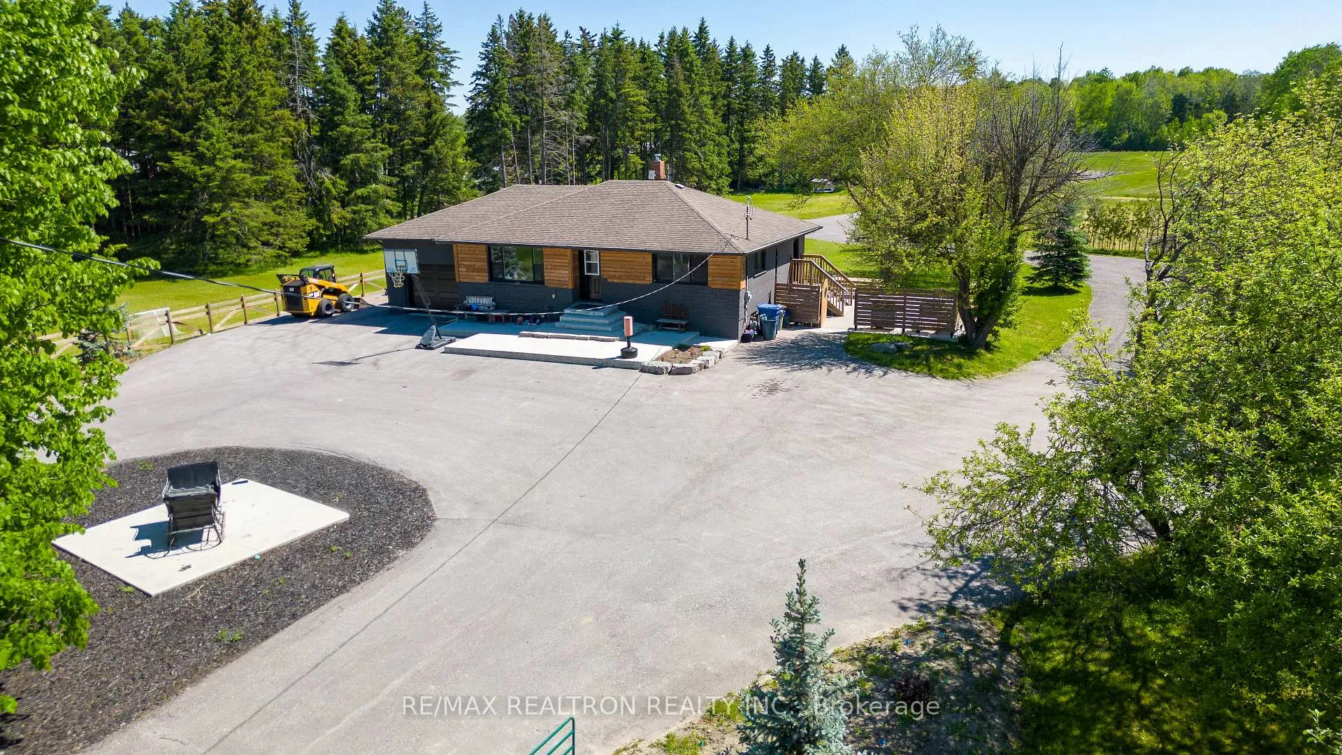 Photo 20 of 18367 Keele Street, King, Rural King — HOMEH