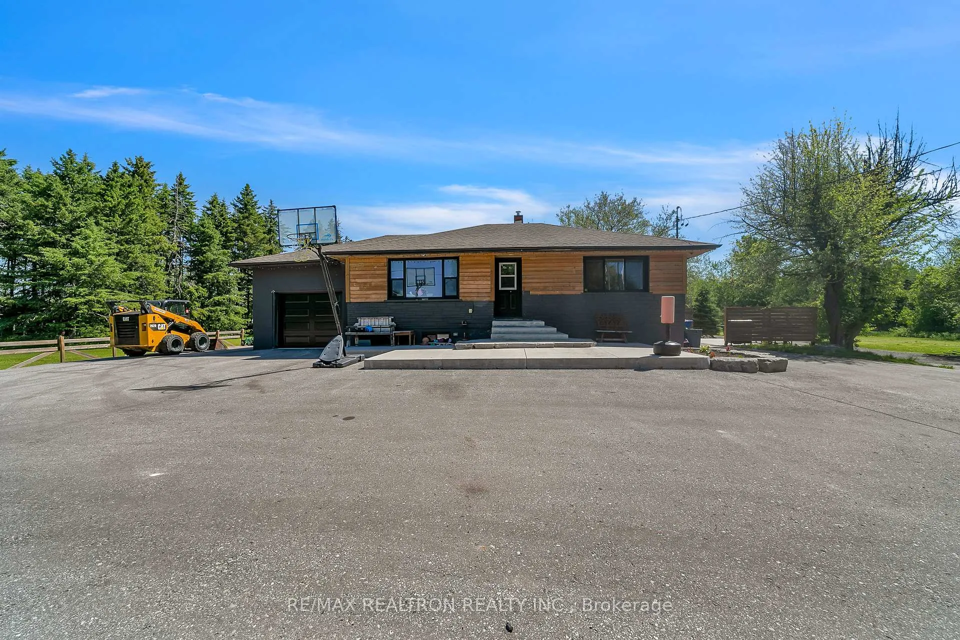 Photo 22 of 18367 Keele Street, King, Rural King — HOMEH