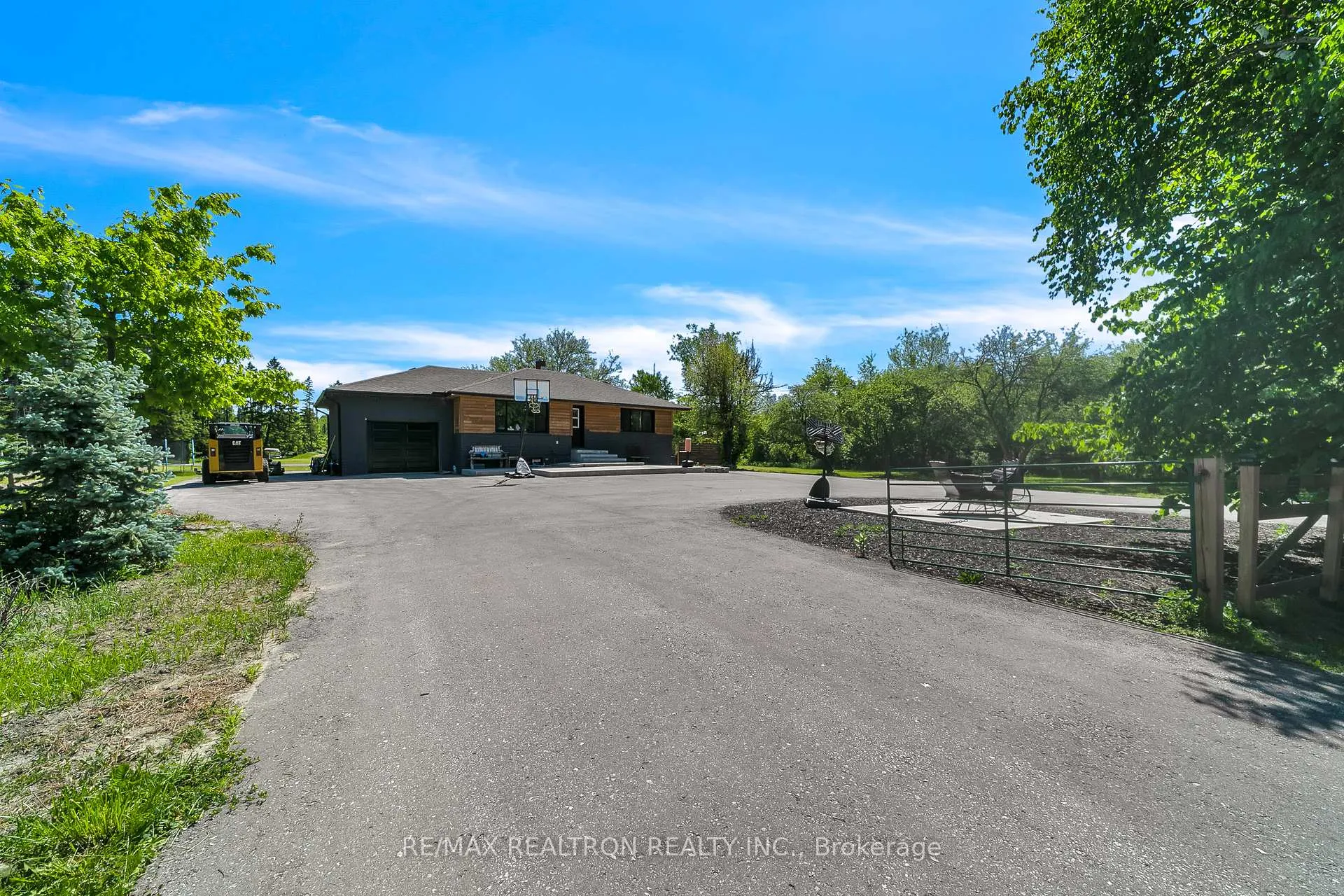 Photo 23 of 18367 Keele Street, King, Rural King — HOMEH
