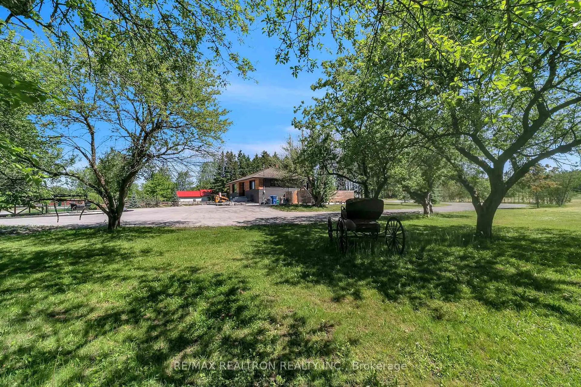 Photo 24 of 18367 Keele Street, King, Rural King — HOMEH