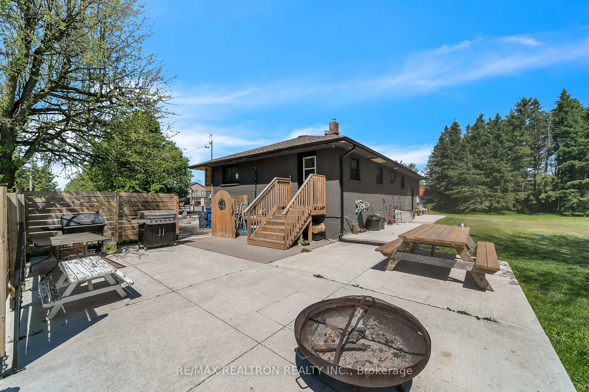 Photo 27 of 18367 Keele Street, King, Rural King — HOMEH