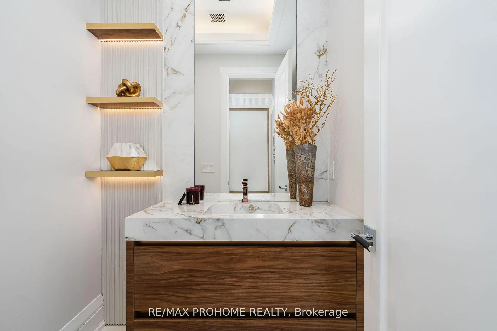 Photo 24 of 29 Pomander Road, Markham, Unionville — HOMEH