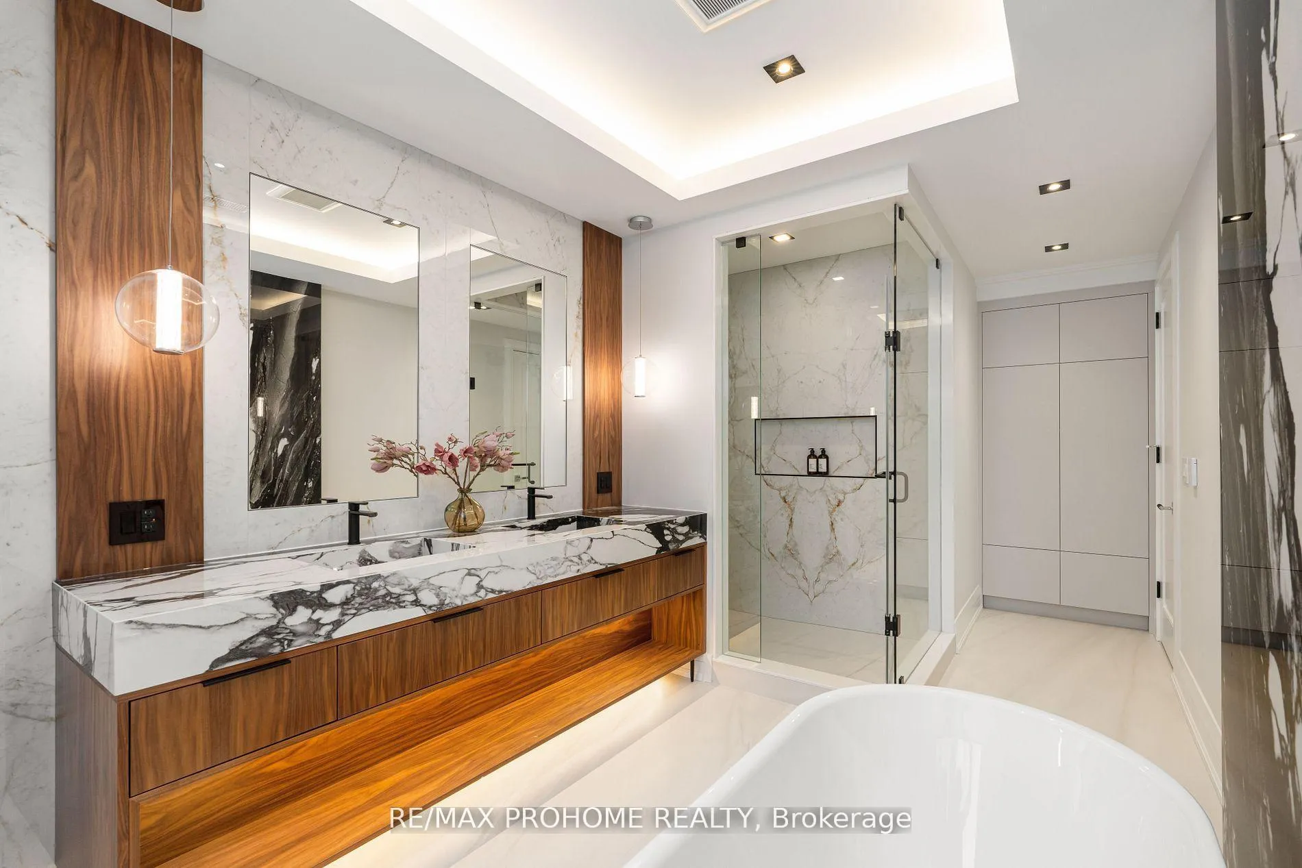 Photo 35 of 29 Pomander Road, Markham, Unionville — HOMEH
