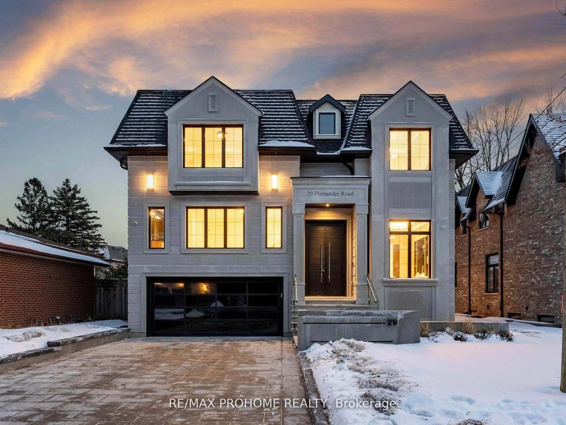 Photo 2 of 29 Pomander Road, Markham, Unionville — HOMEH