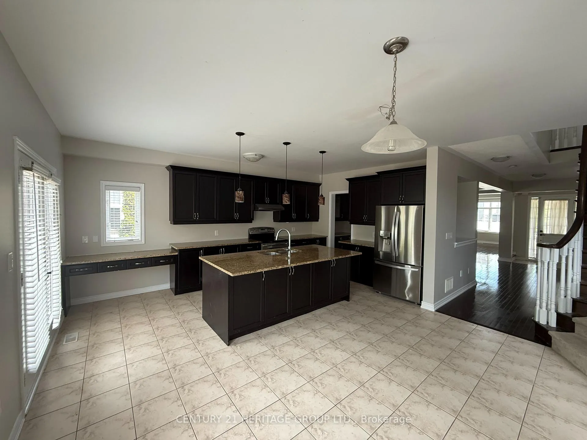 Photo 4 of 320 Shipway Avenue, Clarington, Newcastle — HOMEH