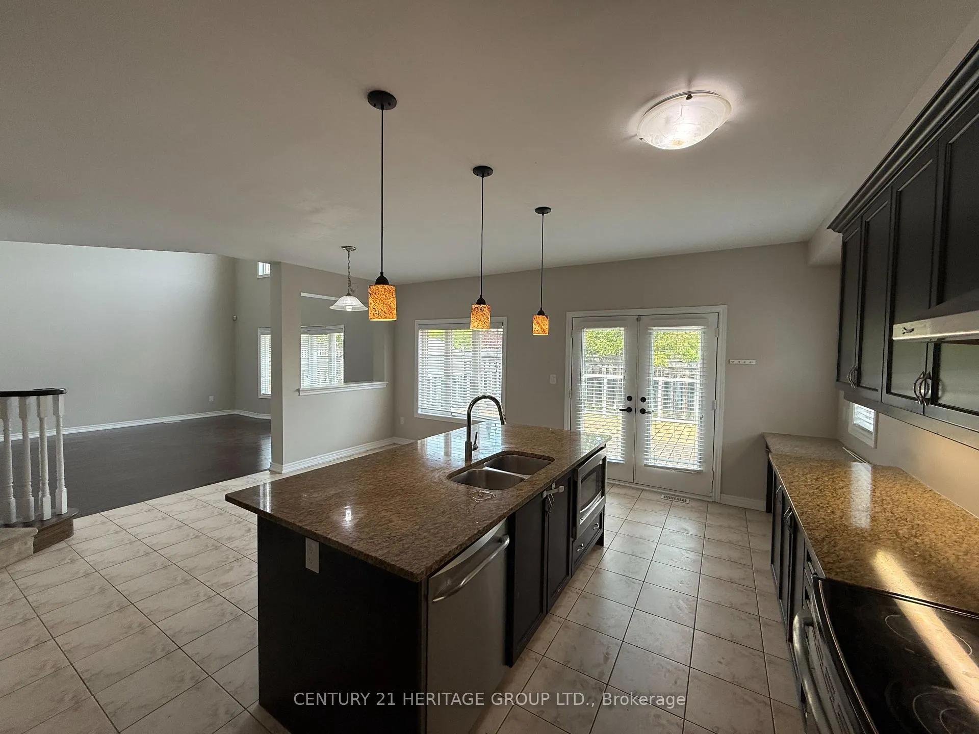 Photo 17 of 320 Shipway Avenue, Clarington, Newcastle — HOMEH