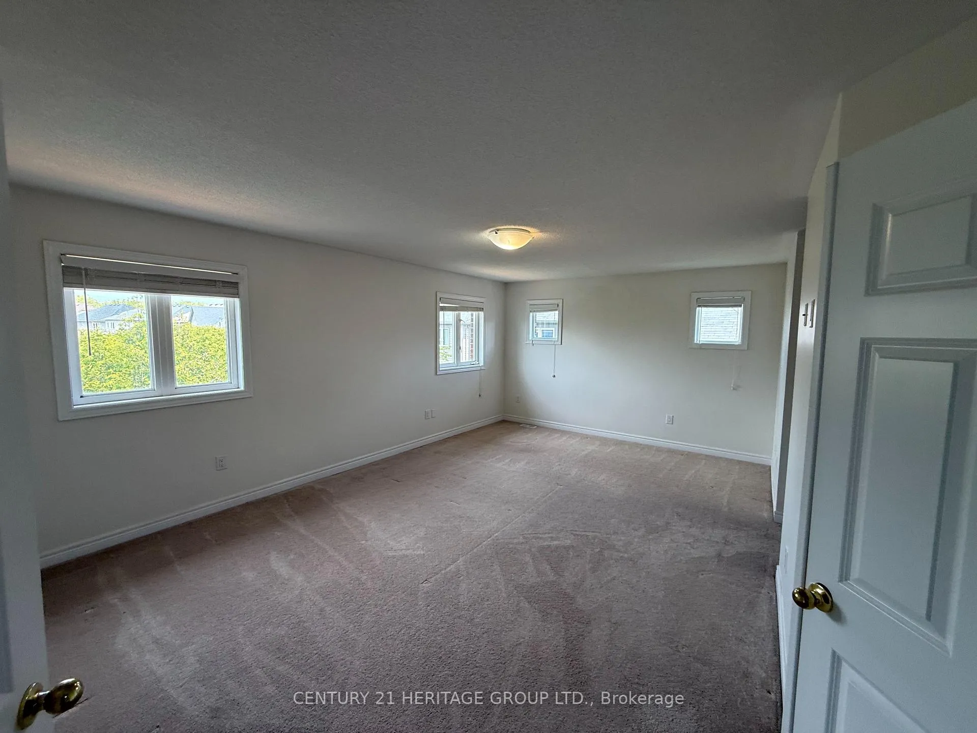 Photo 29 of 320 Shipway Avenue, Clarington, Newcastle — HOMEH