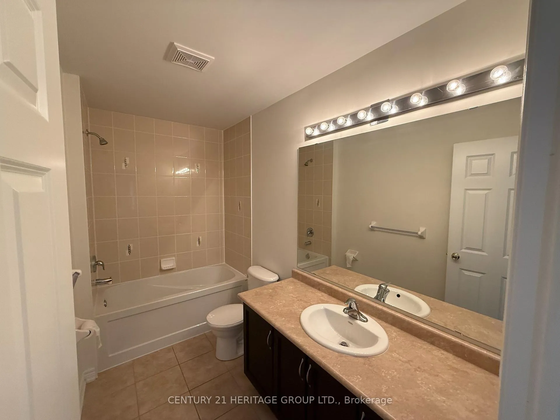 Photo 33 of 320 Shipway Avenue, Clarington, Newcastle — HOMEH
